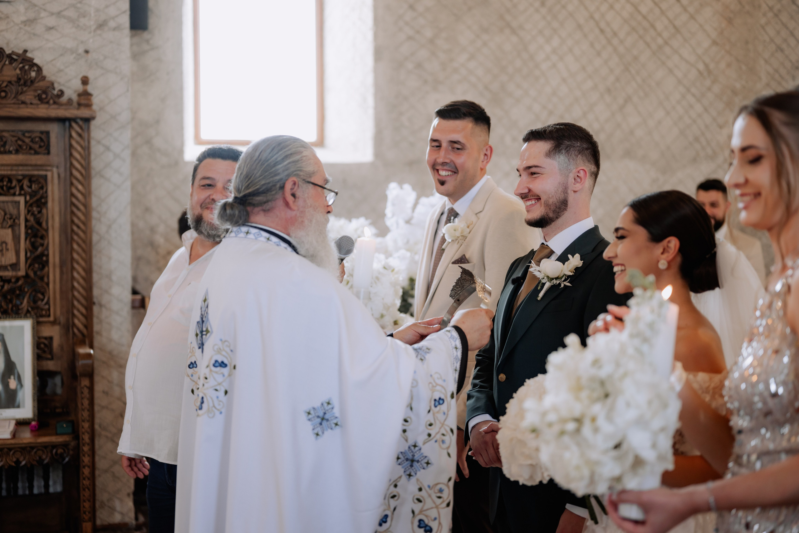 Nunta la Hotel Capitol Iasi. Proud Vision Weddings | Wedding Photography & Film — Servicii profesionale Foto Video Nunta Iasi