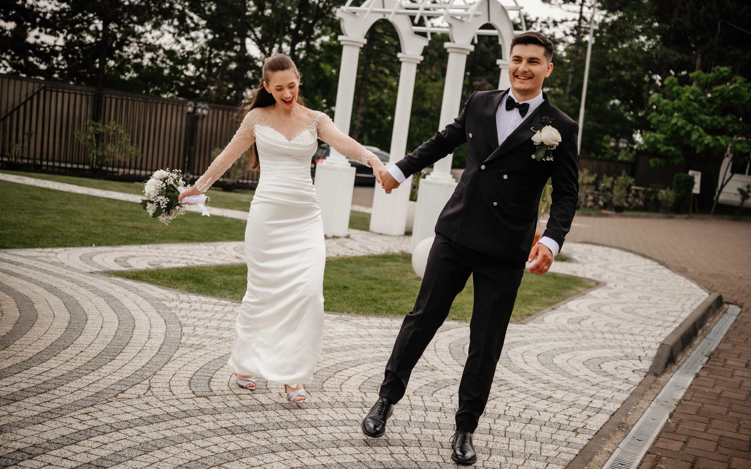 🤎 Alexandra & Marius - Wedding Day Preview. Wedding & Family Photographer