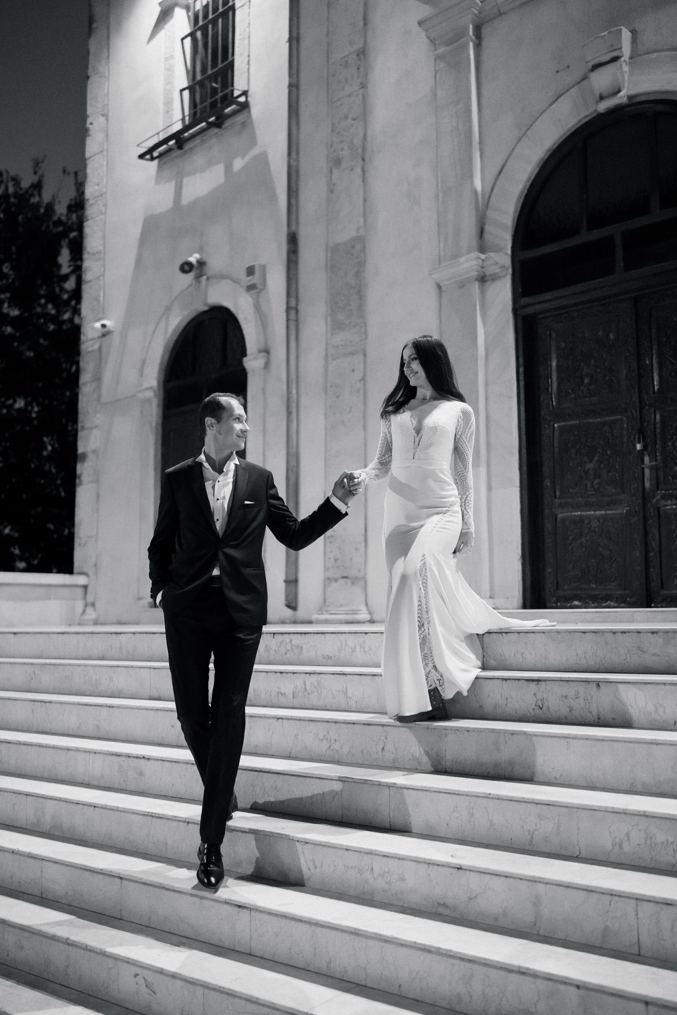 Elly & Andrew. Destination Wedding Photographer Alex Pasarelu