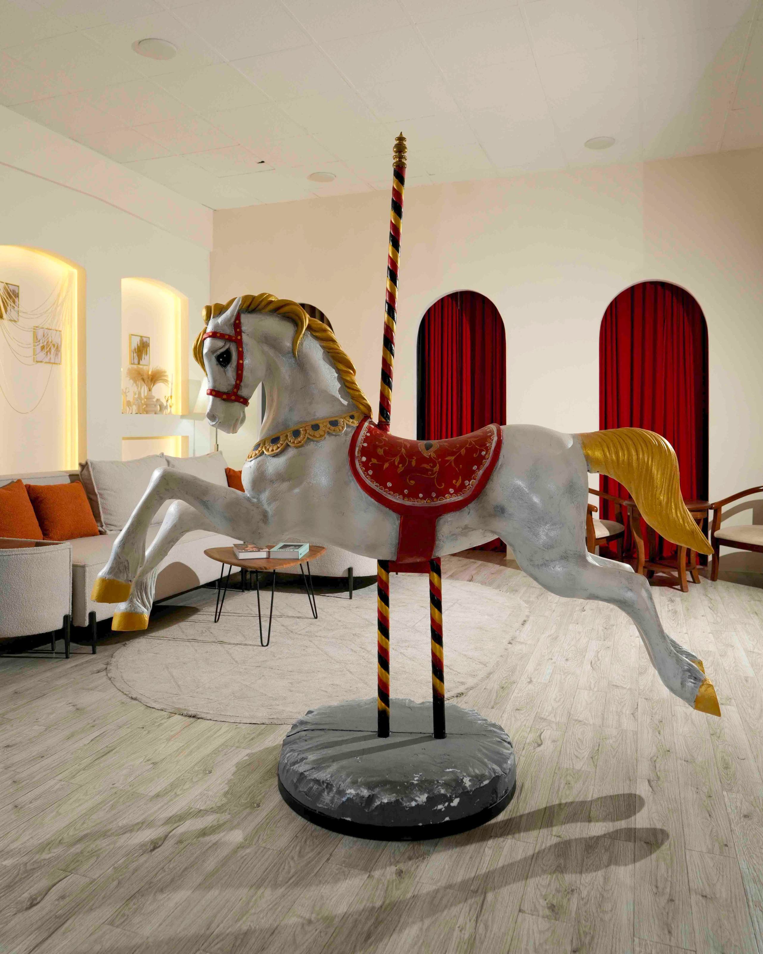 Зал «Эстет» — (ул.Мукими, 1А). 2astudio.uz