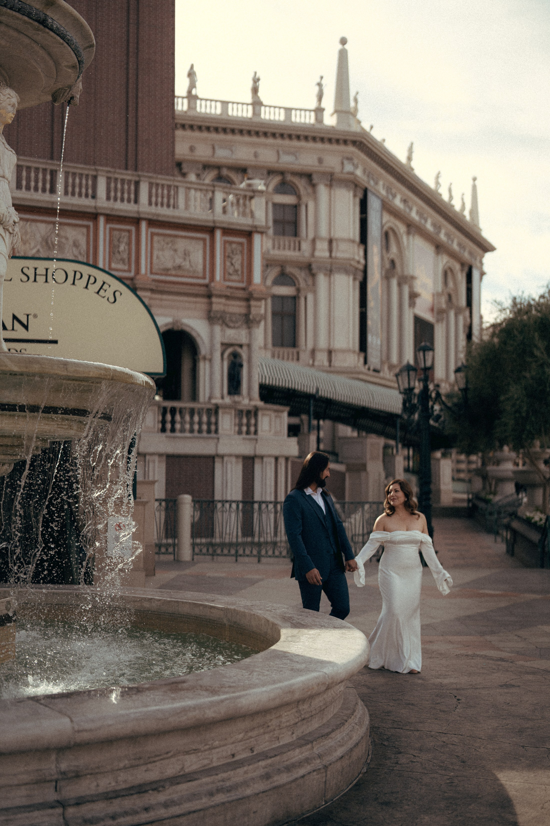 Angelica&Jorge. Wedding & elopement photographer Viktoriya Kravtsov. Las Vegas