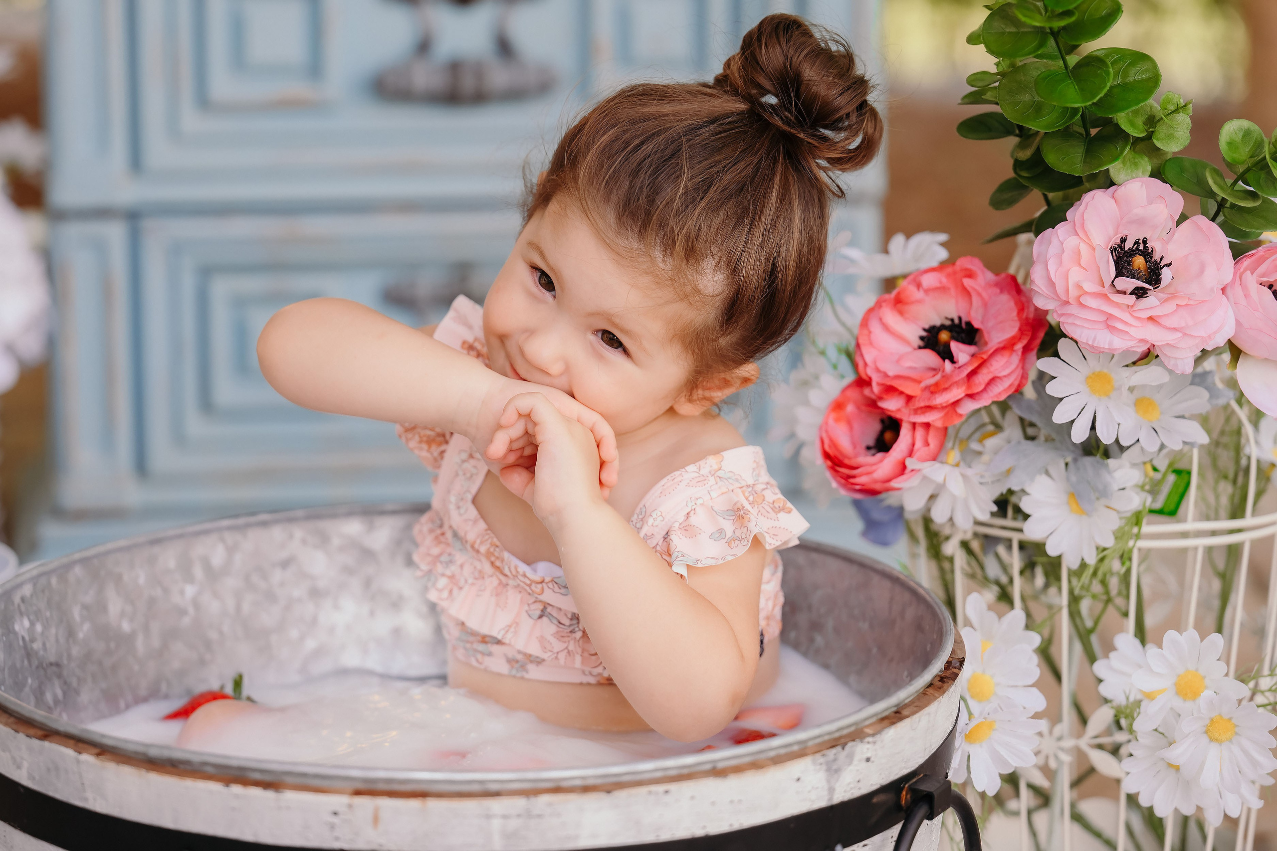 Mili. Wedding, maternity and family photographer in Charlotte Tasha Minn