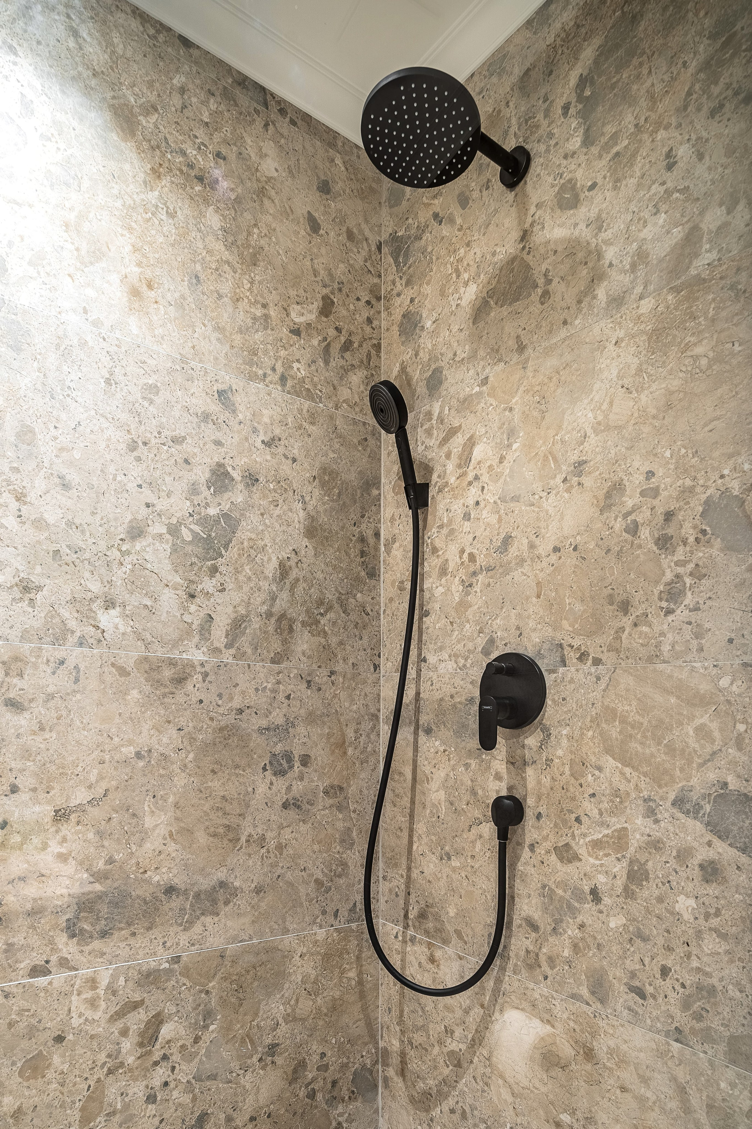 Real Estate Photography. Montenegro. EVAN ARISTOV WEDDING PHOTOGRAPHY — Seattle Wedding Photographer