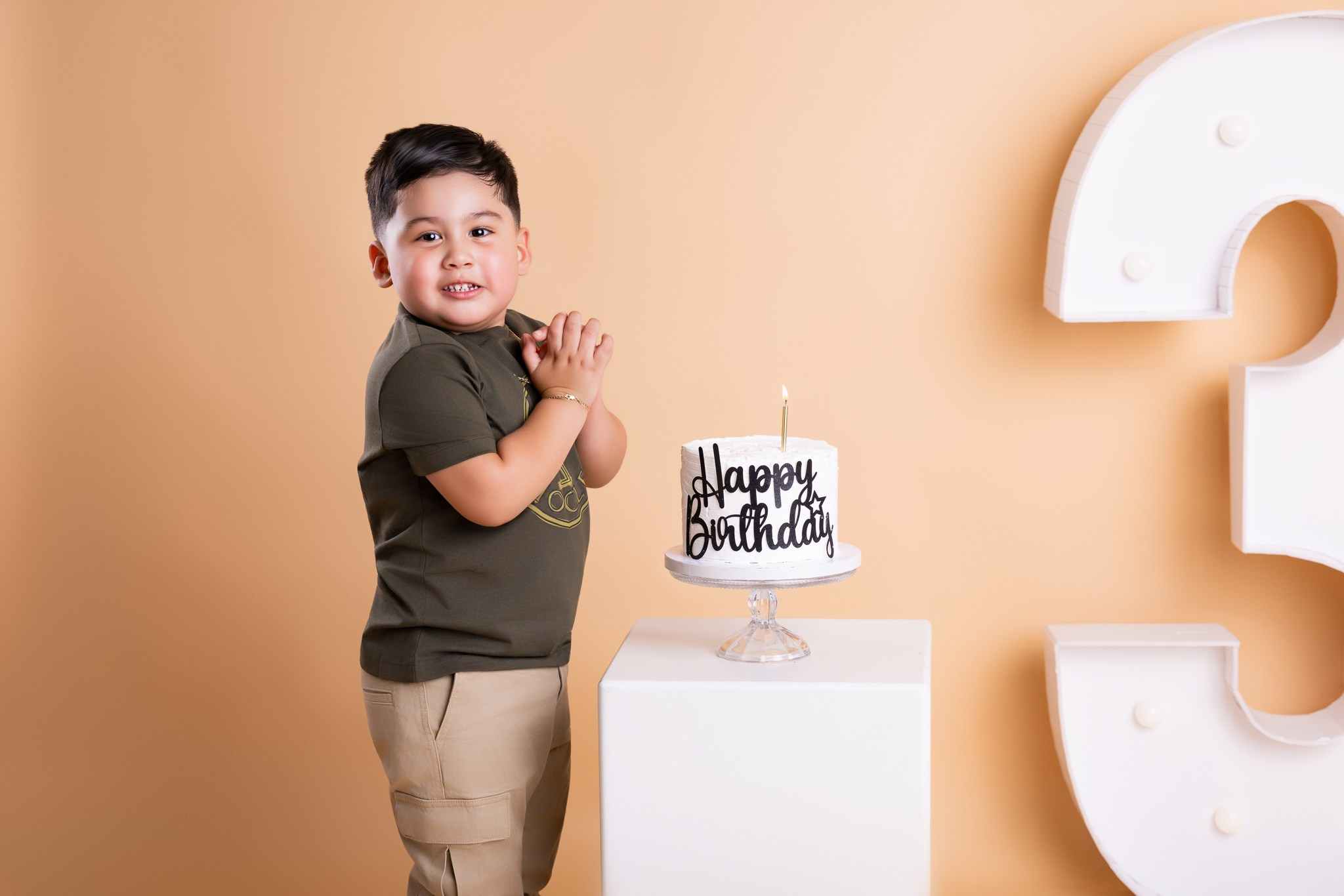 Isaac 3 years old. Professional family, maternity & newborn photographer in North Charleston, SC, creating timeless portraits