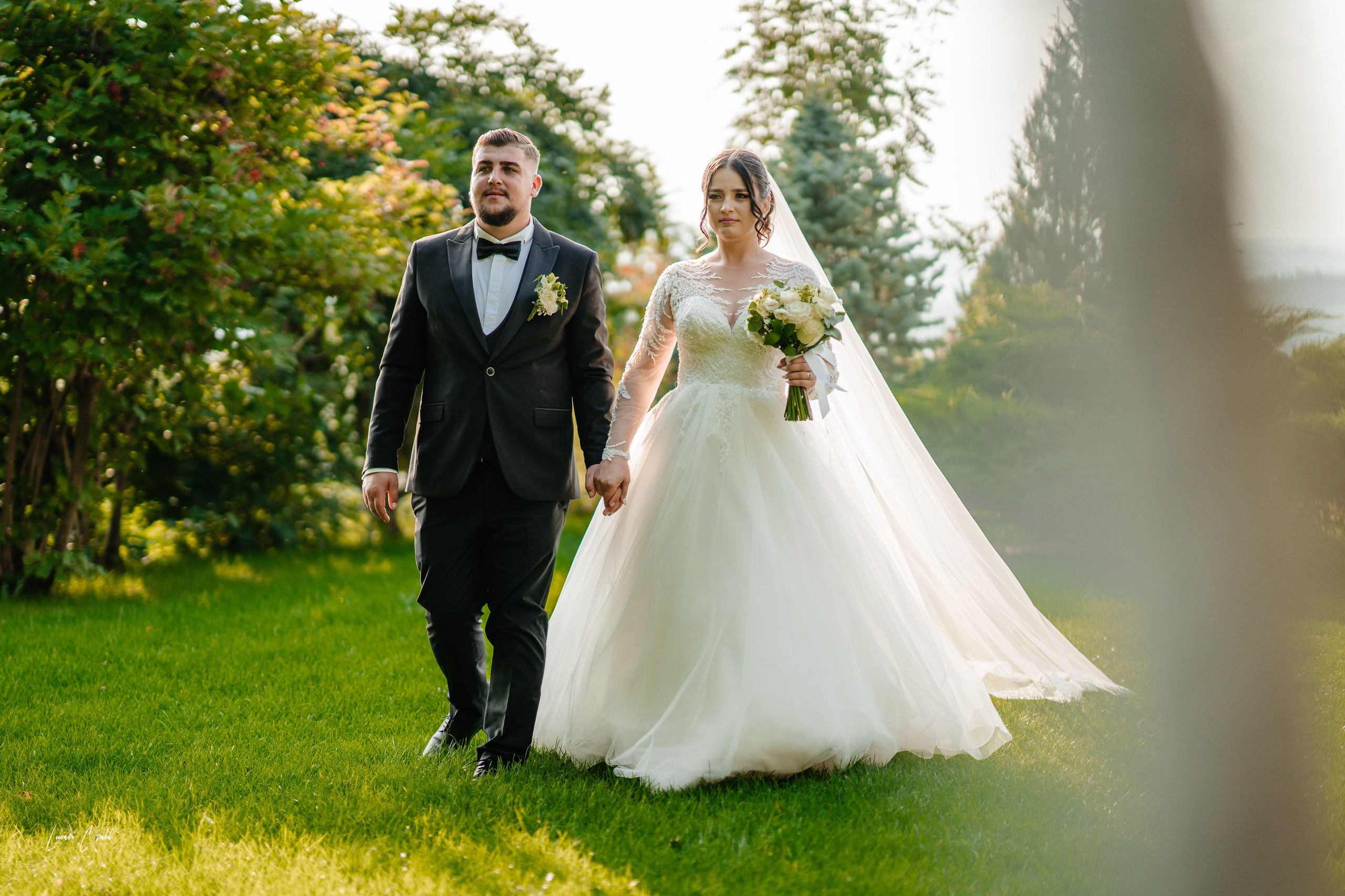 Fotograf de Nuntă Profesional — Fotografie Jurnalistică și Clasică pentru Amintiri de Neuitat. Fotograf de nuntă, corporate, botezuri, majorate și aniversări Roman, Lucaci Cornel