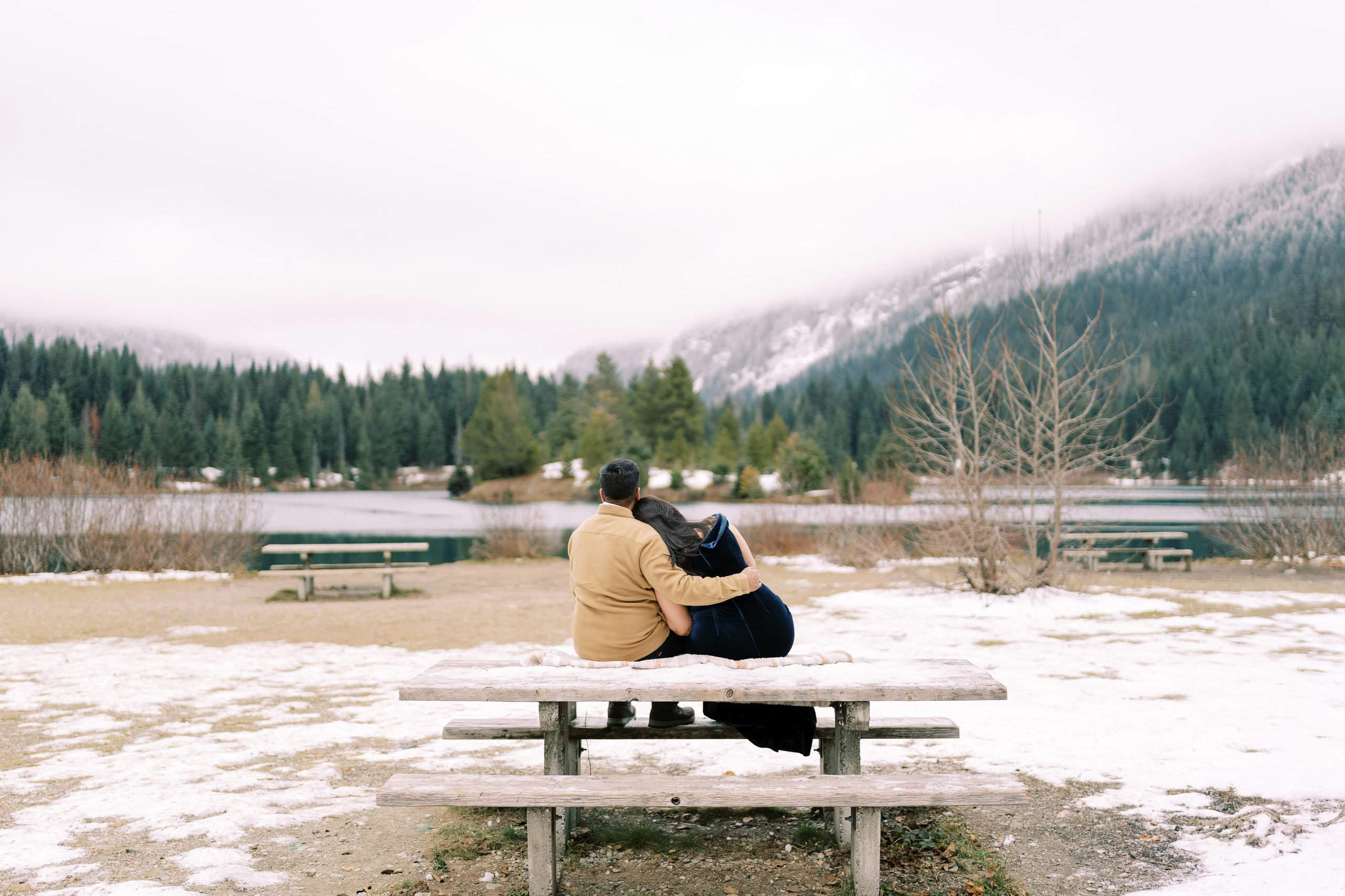 Engagement photoshoot. Date & TJ. Gold Creek Pond. December 2024. EVAN ARISTOV WEDDING PHOTOGRAPHY — Seattle Wedding Photographer