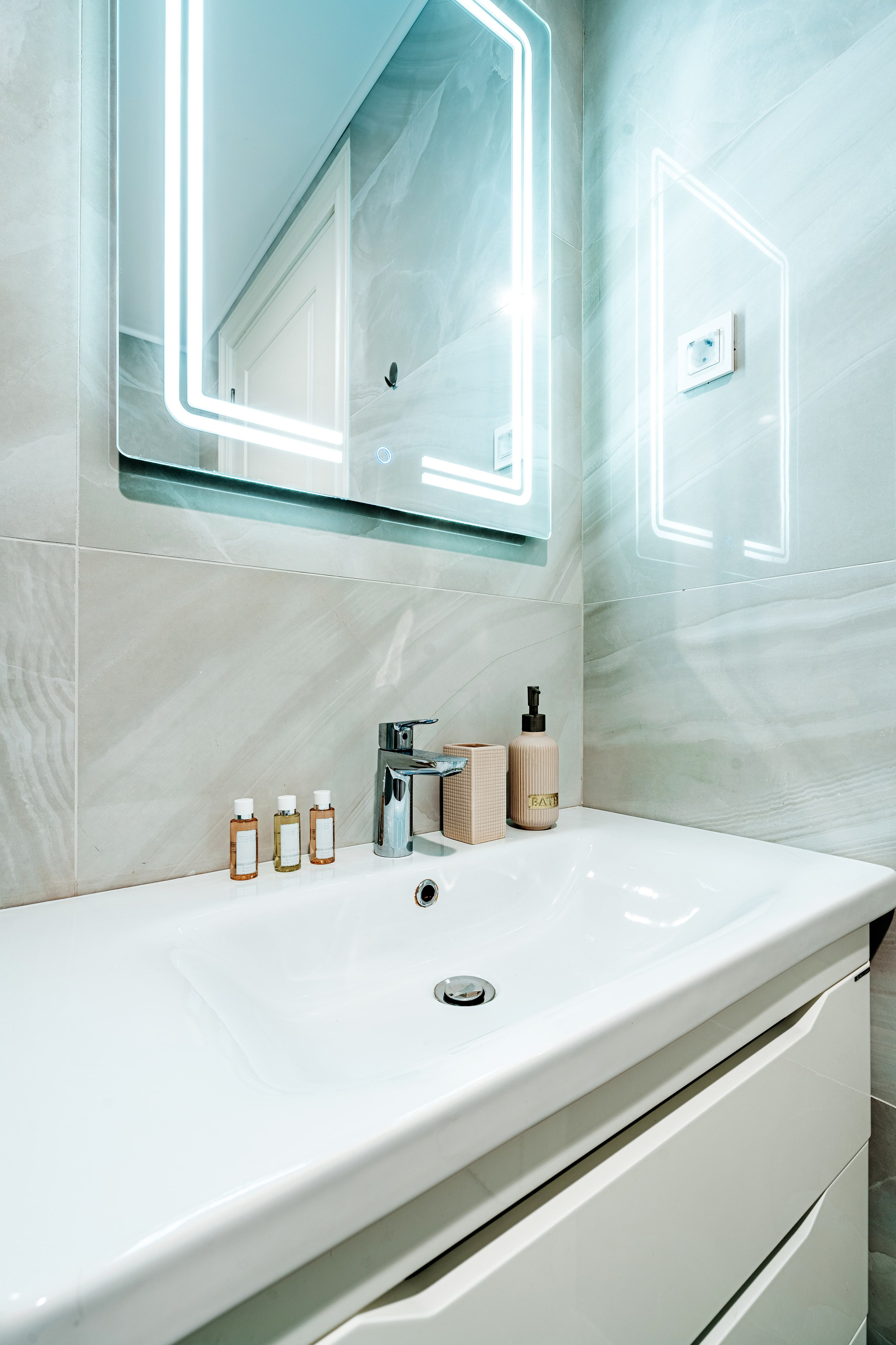 Real Estate Photography. Montenegro. EVAN ARISTOV WEDDING PHOTOGRAPHY — Seattle Wedding Photographer