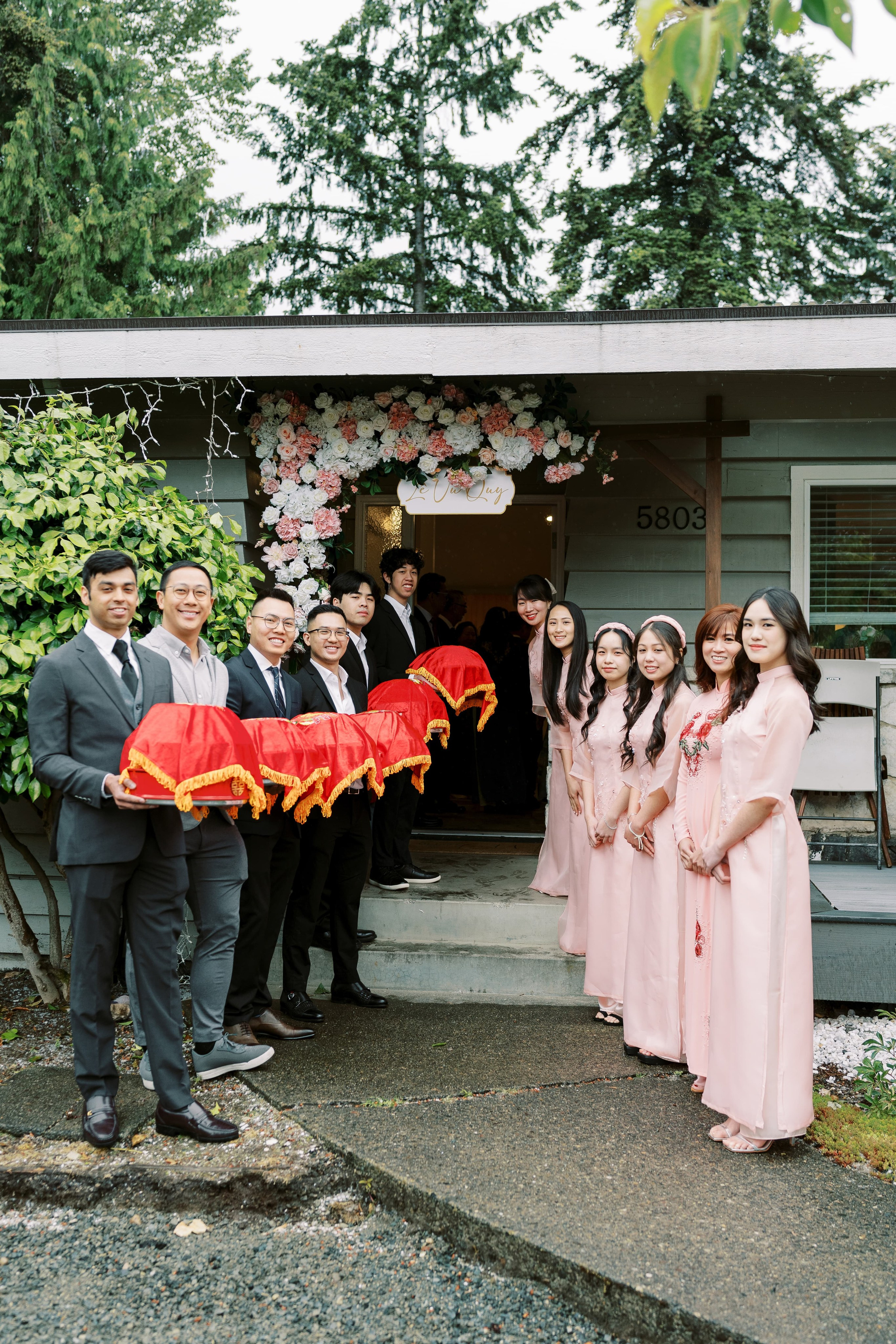 Vietnamese Tea Ceremony. Bellevue, WA. July 2024. EVAN ARISTOV WEDDING PHOTOGRAPHY — Seattle Wedding Photographer