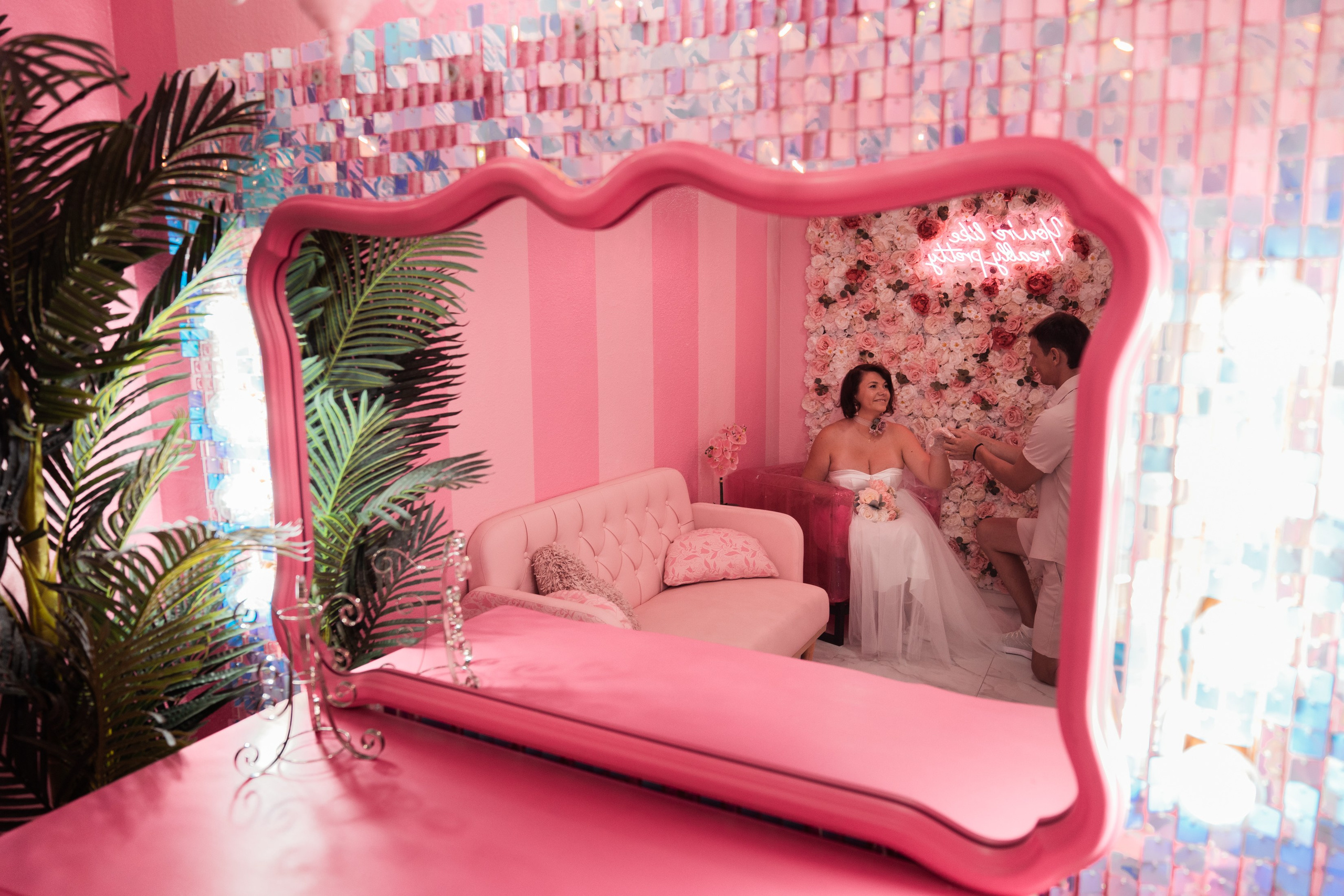 Viktoria&Oleh. Wedding & elopement photographer Viktoriya Kravtsov. Las Vegas