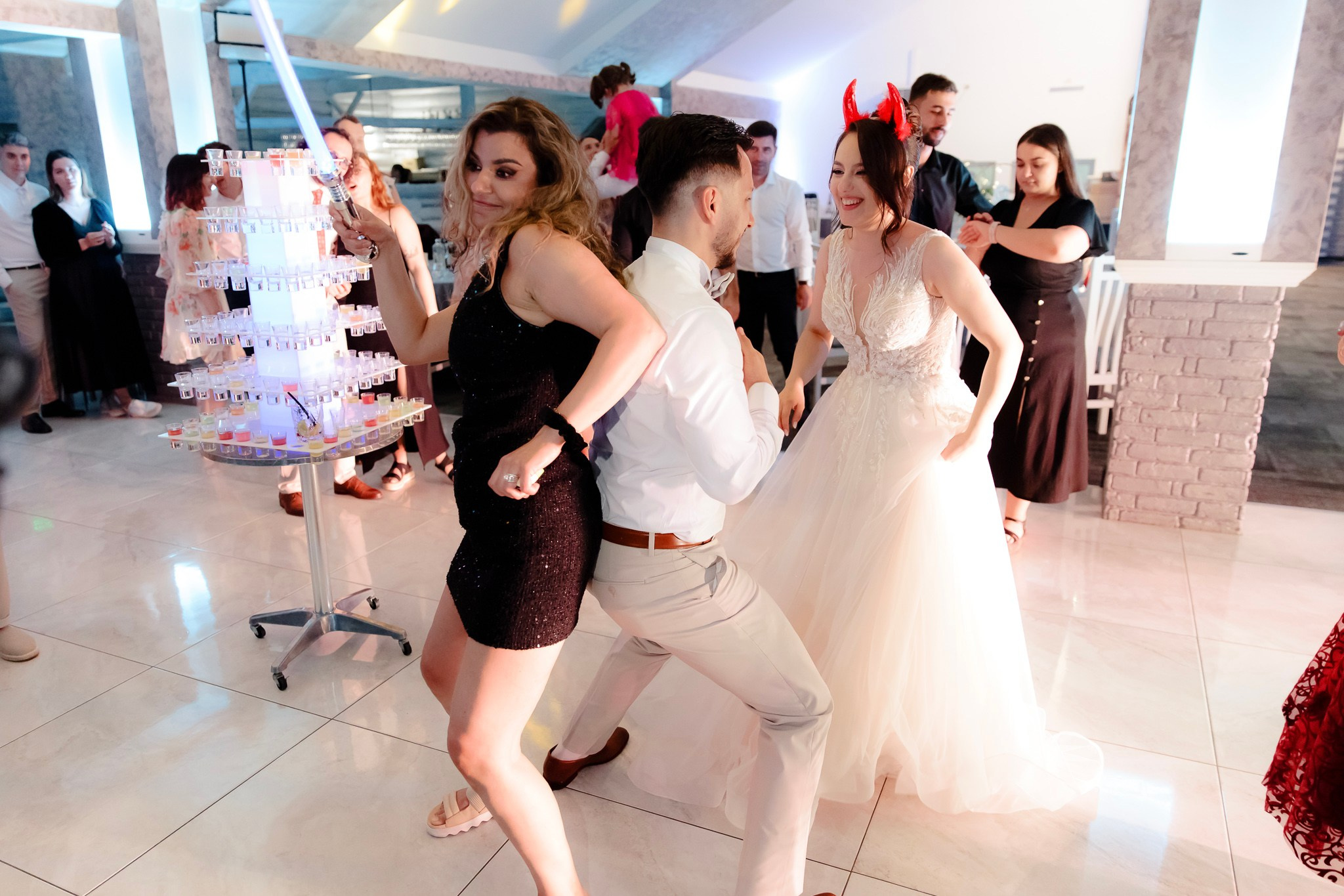 Ioana & Ionuț | Nuntă de poveste la Păstrăvăria Poiana din Mălini județul Suceava. Servicii foto-video profesionale, pentru momente de neuitat