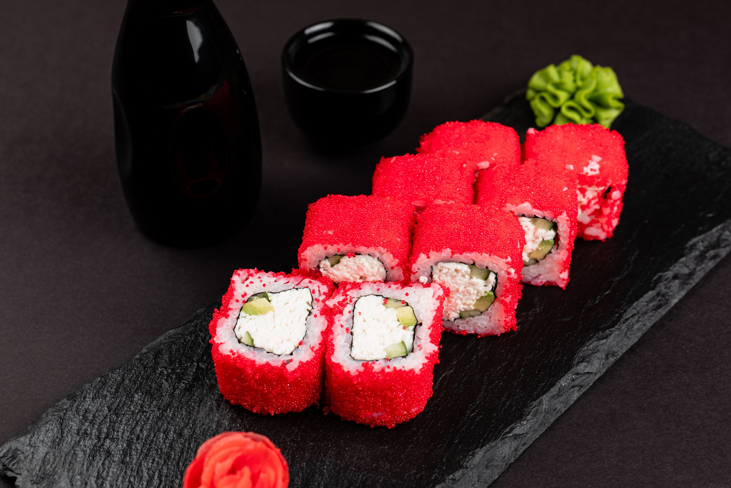 Tokyo Roll — фуд-фотосъёмка суши и роллов в Бишкеке. Фотограф в Бишкеке Оксана Шувалова