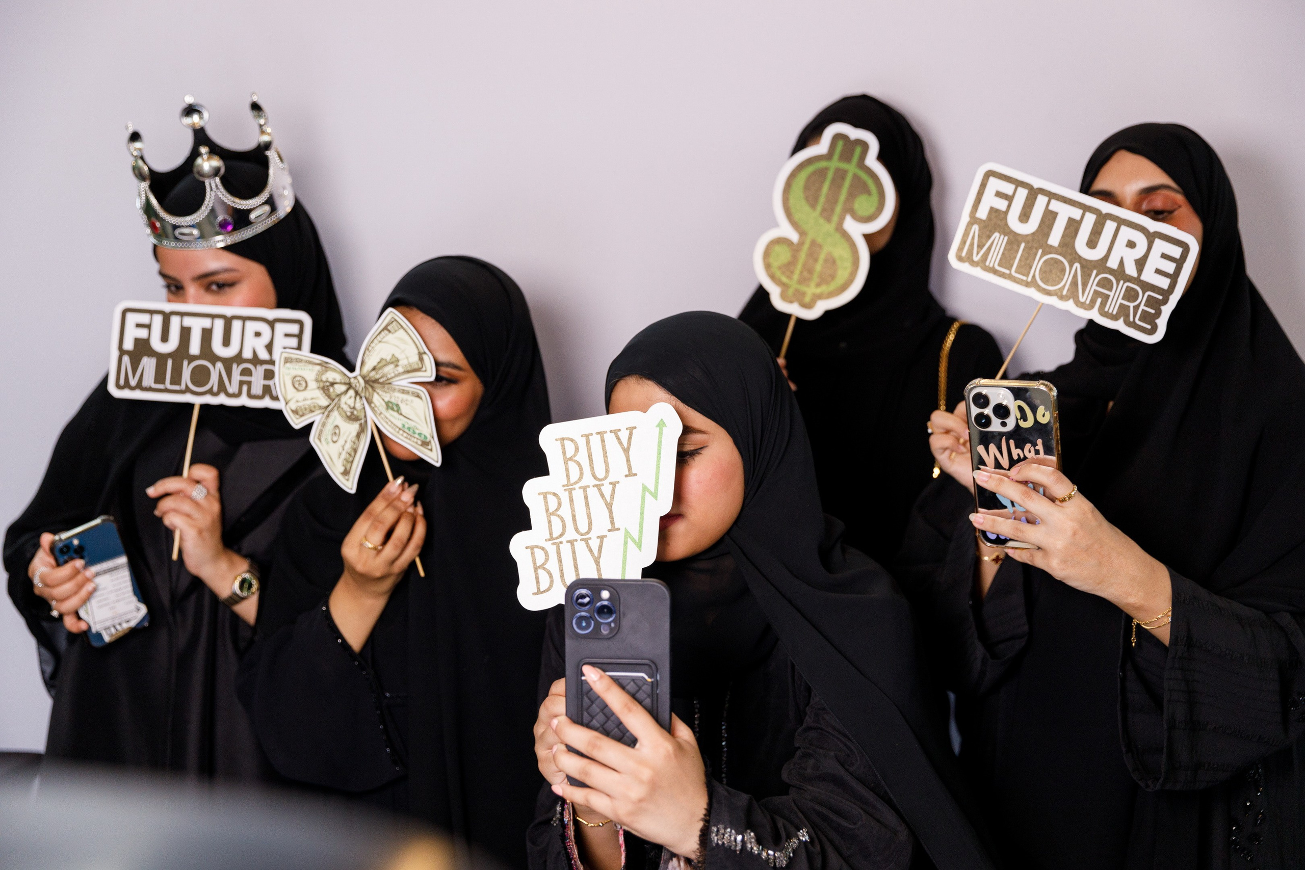 ENTWA company Anniversary — Dubai 2023. Photographer Anna Curly | Weddings and Events in Dubai