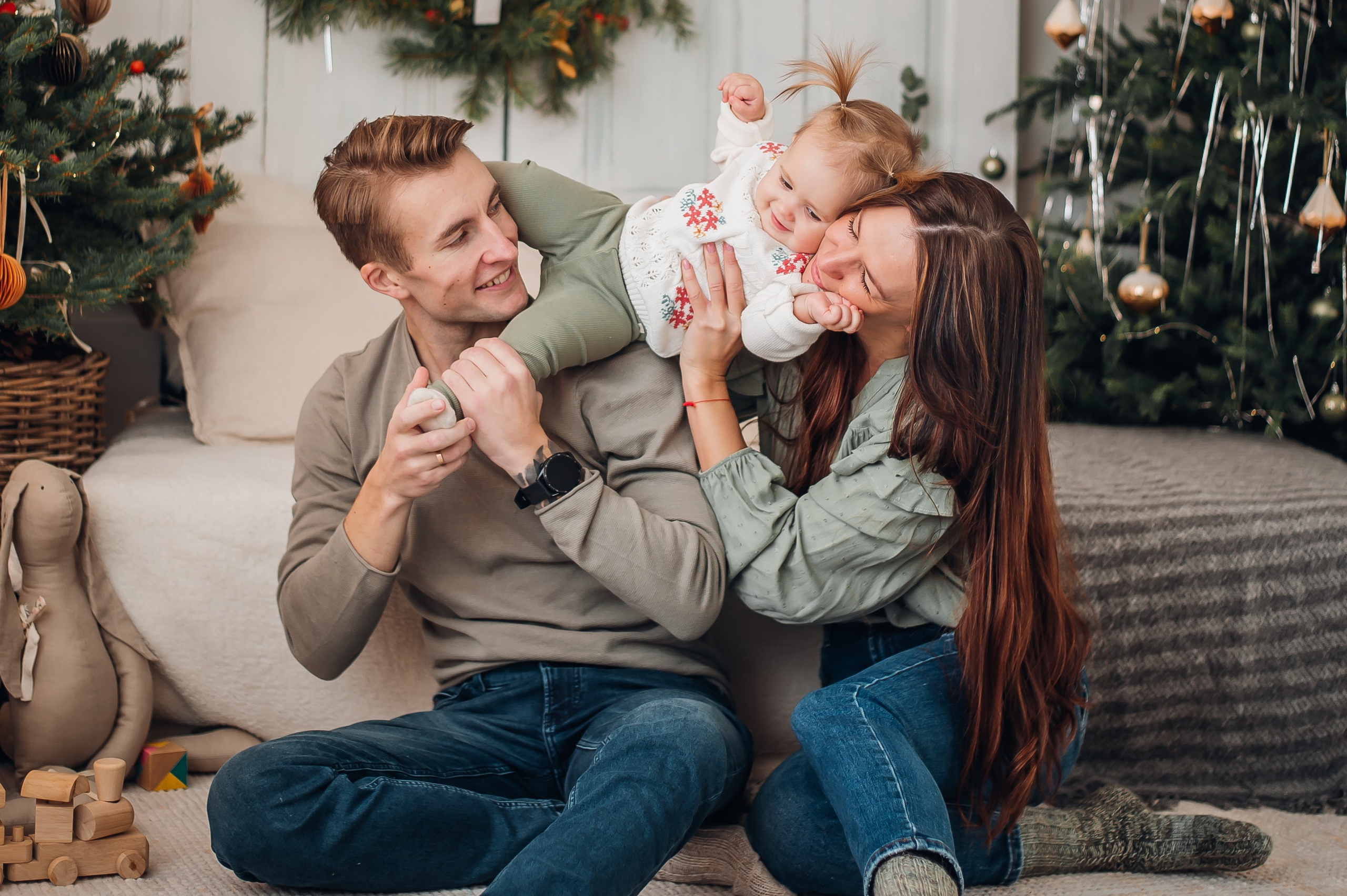 Fotosesijos studijoje. Aukse Stravi fotografė