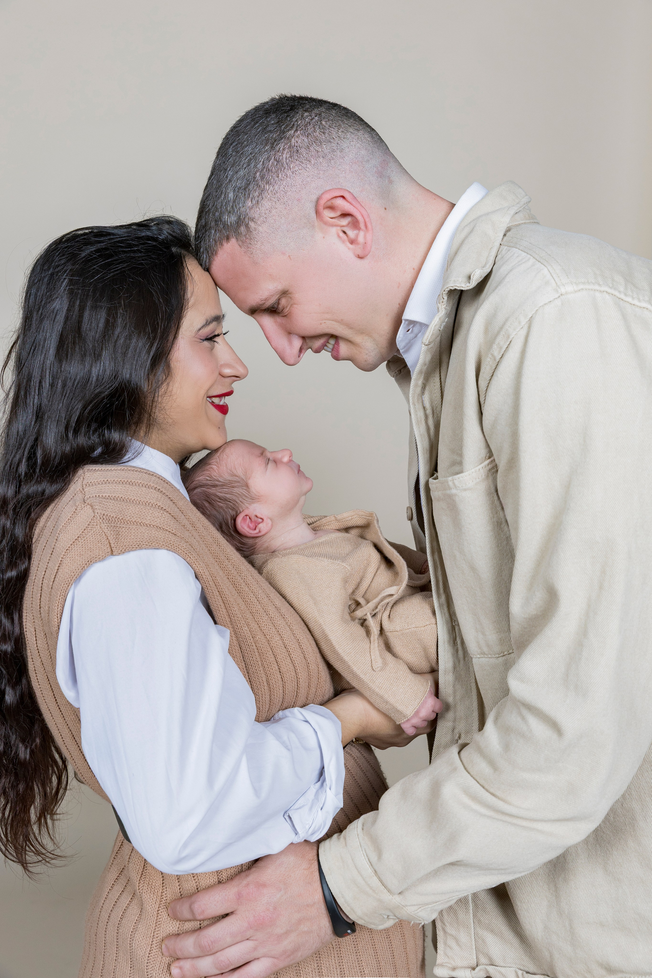Sesión Newborn Sweet Moments: Guía Completa para Padres | Rainbox. Rainbox Estudio de Fotografía