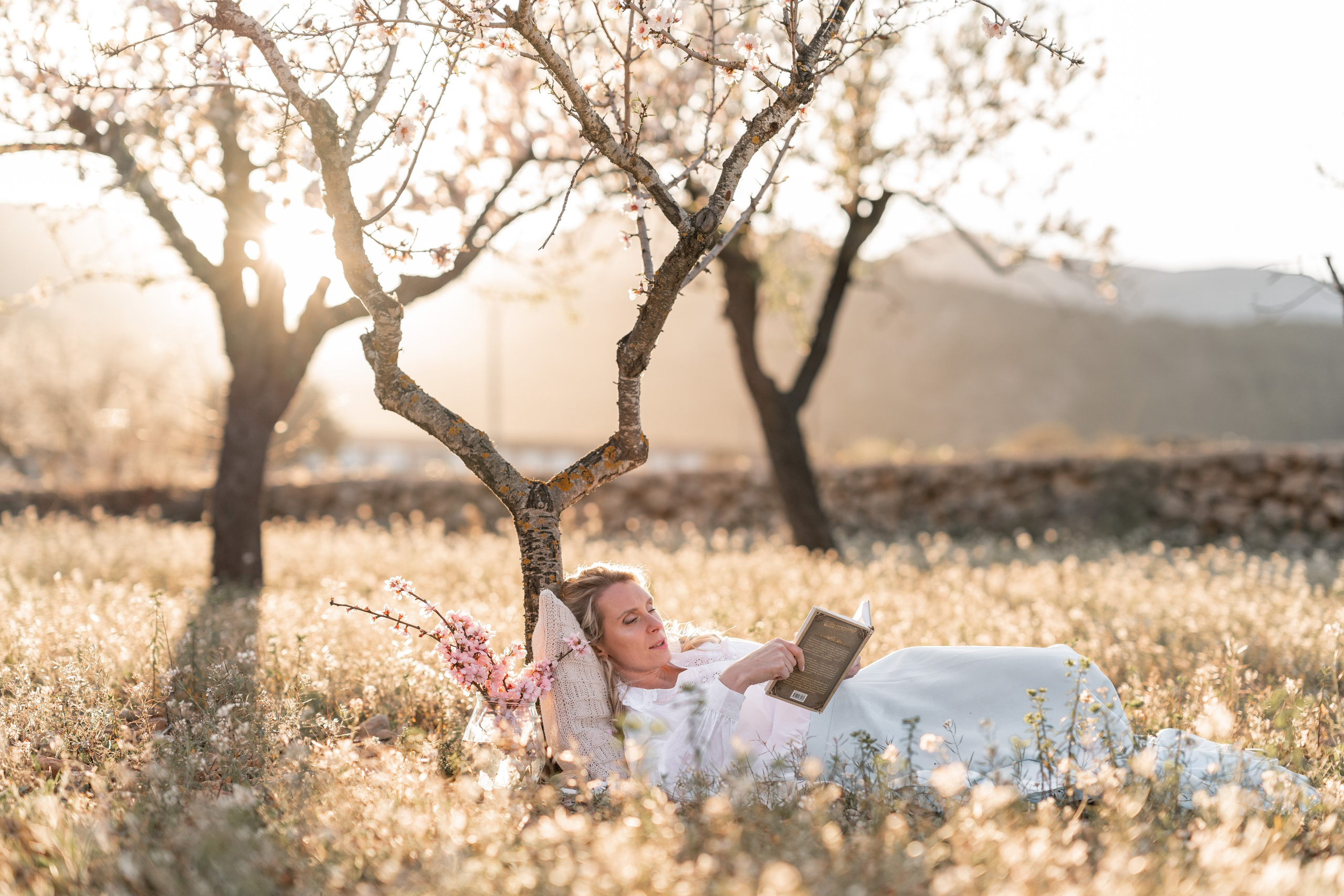 El florecer de los almendros. Fotografía Infantil, Familiar y Personal en Benidorm y Costa Blanca Anastasiya López