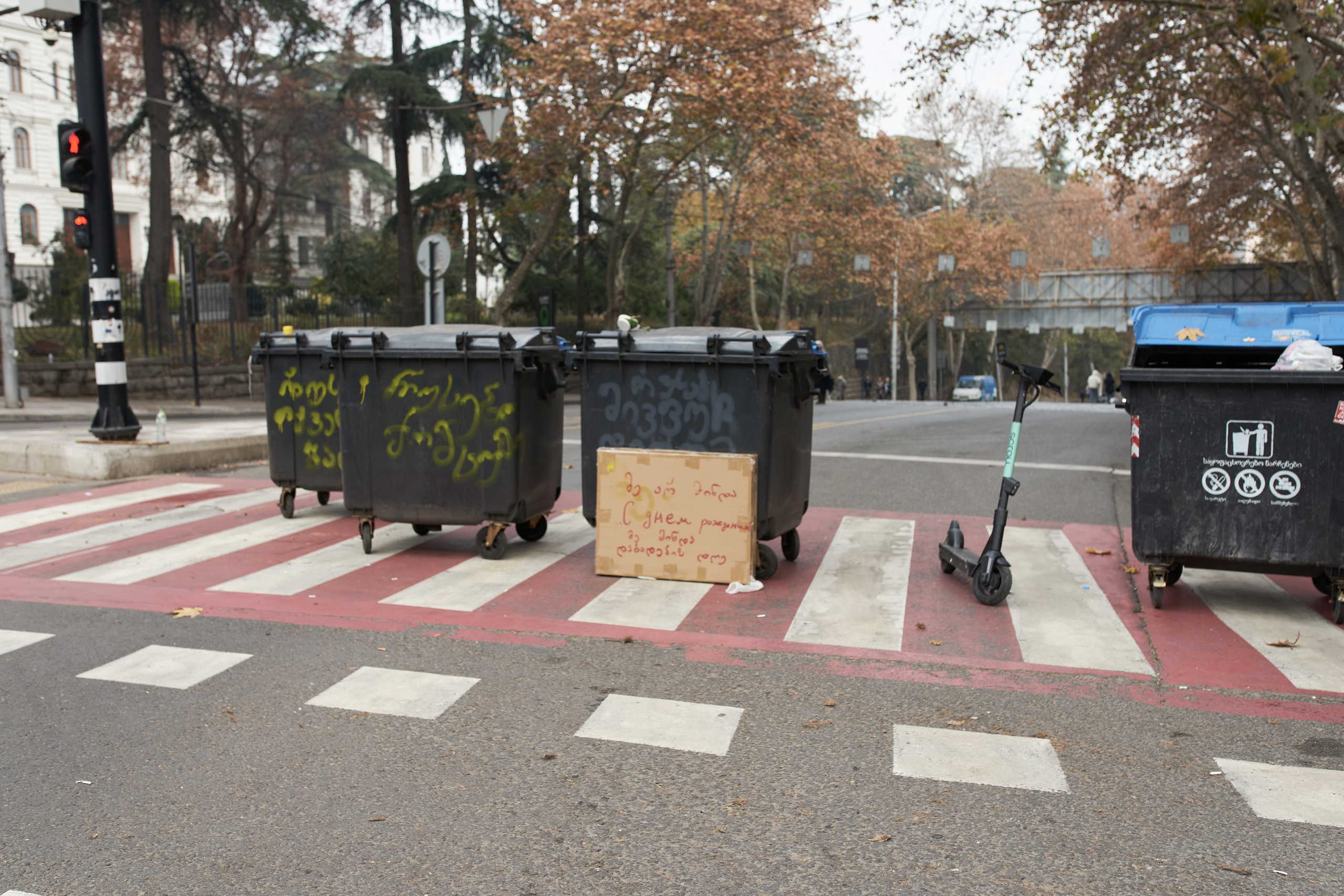 Never back to USSR. Visual artist