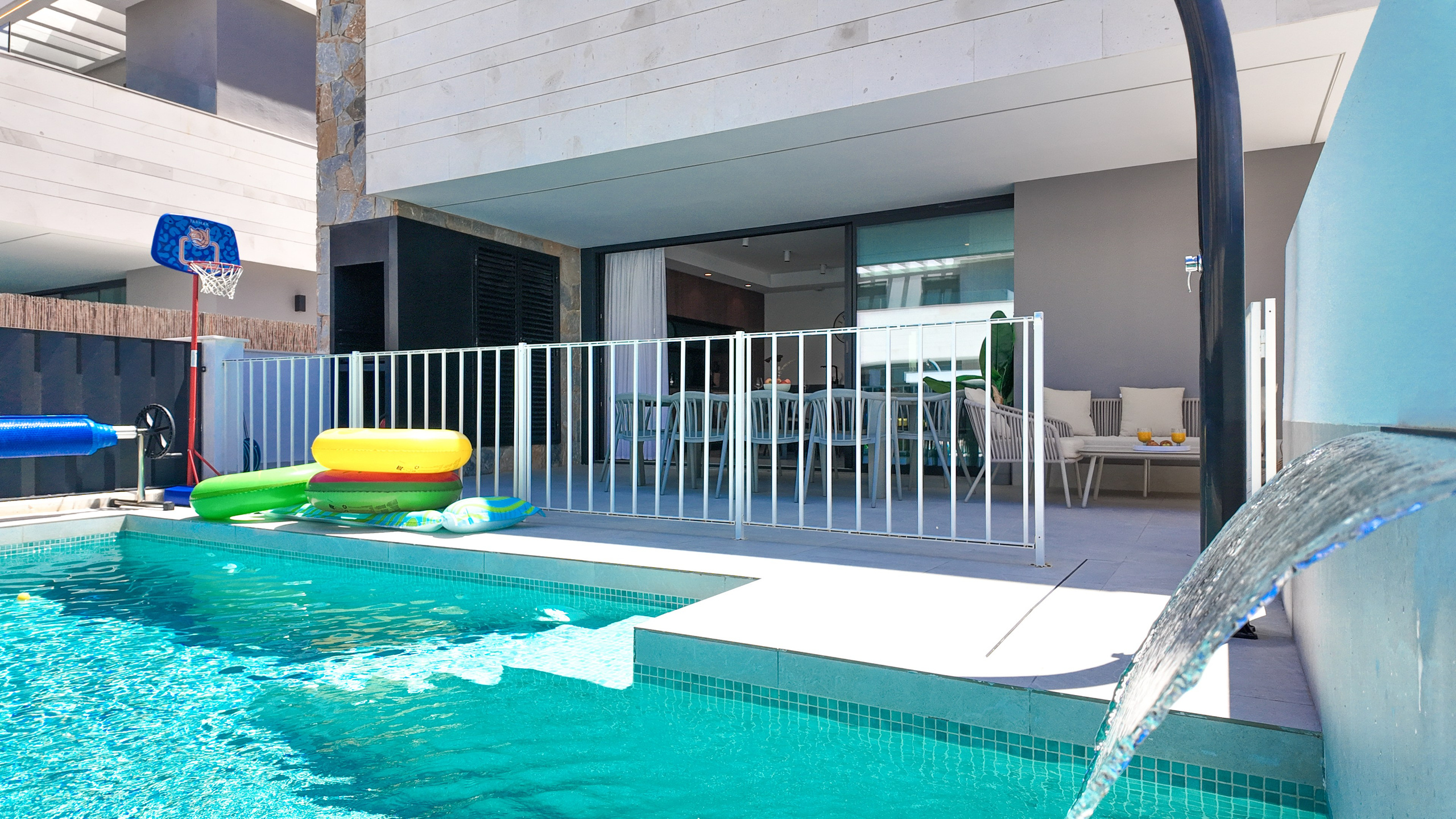 Villa LAKESIDE I’M GROUP. Baby Beast