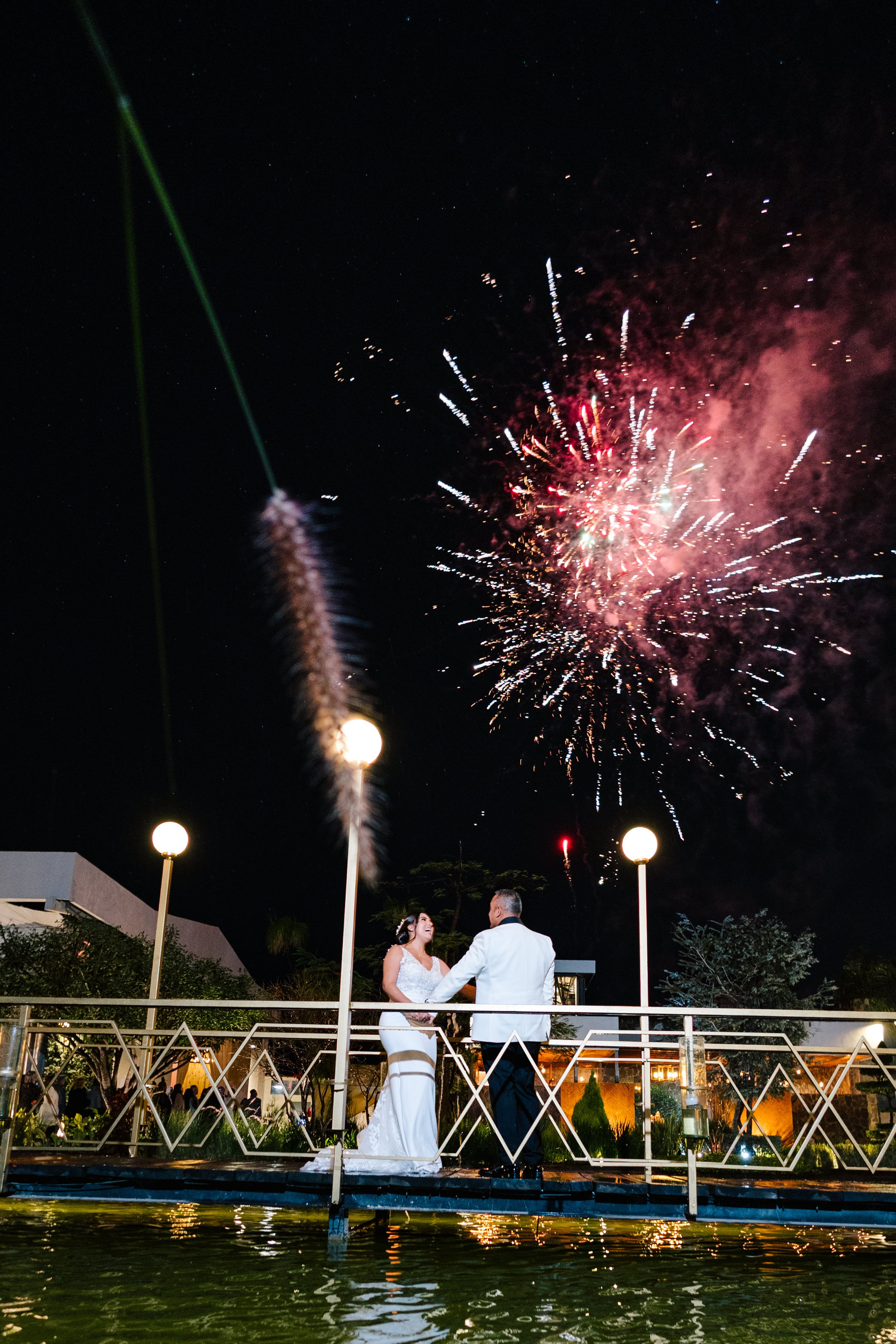 Alejandra y Salvador. Principal