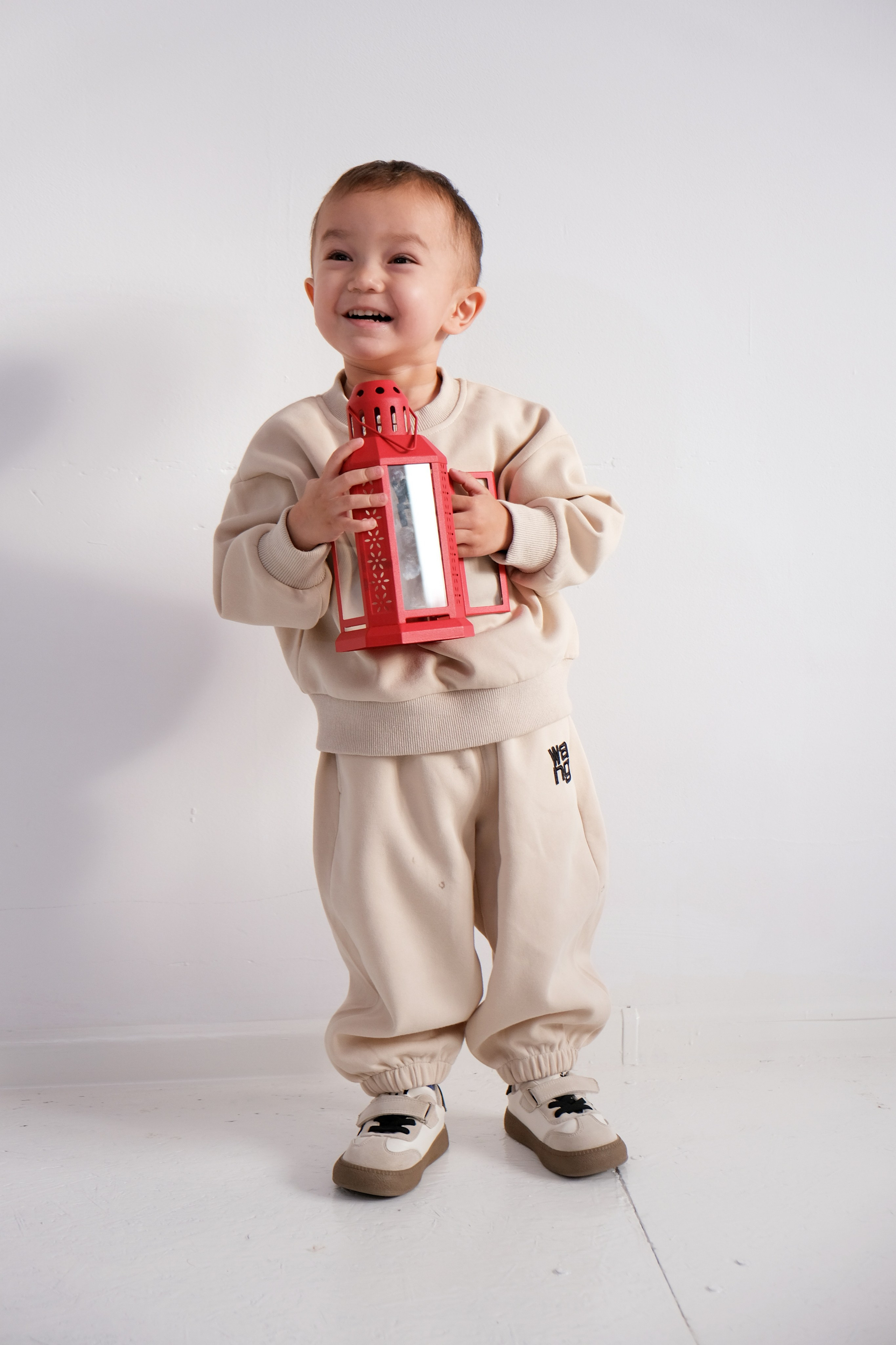 Зилола с сыном. Семейный и детский фотограф Бишкек Элина Суерова