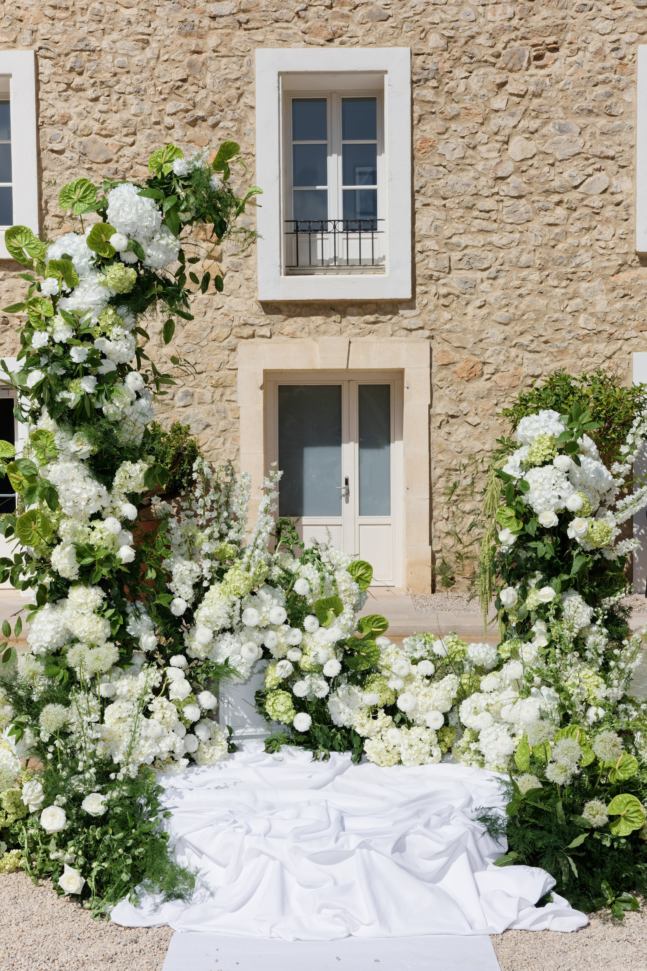 Wedding at Château L’Hospitalet in Narbonne, France. Destination Wedding Photographer — Nikita Burtsev