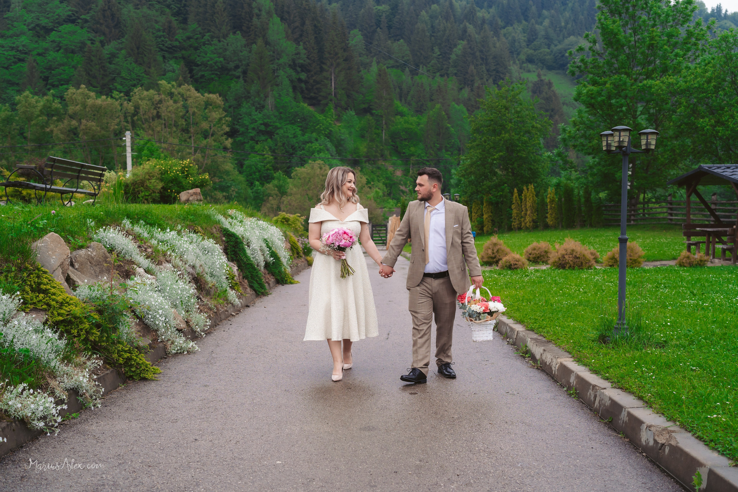 Ana-Maria & Iulian. Marius Alex fotograf de eveniment si studio din Suceava