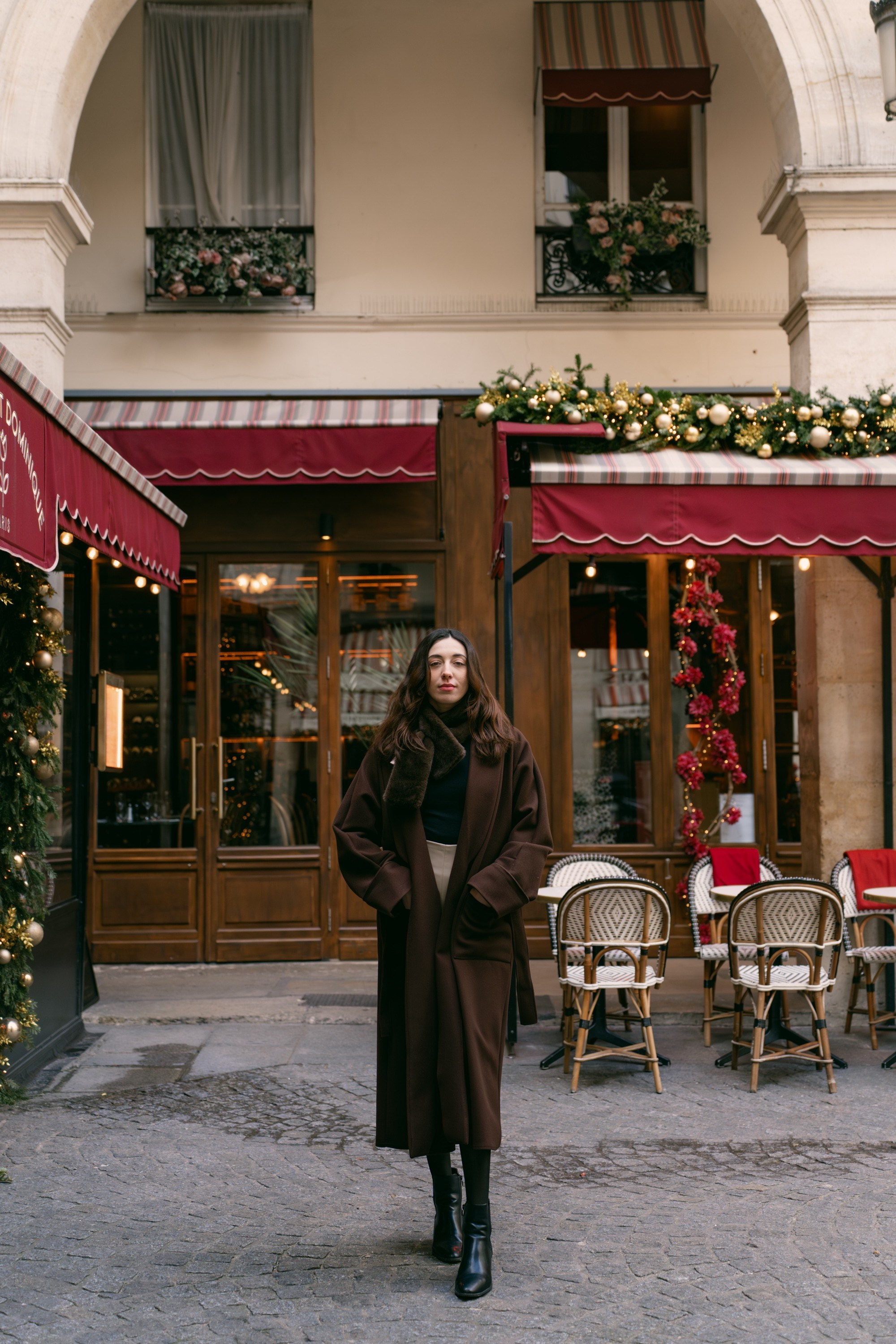 Solo Portrait session: Eiffel Tower. Paris Photographer & Videographer
