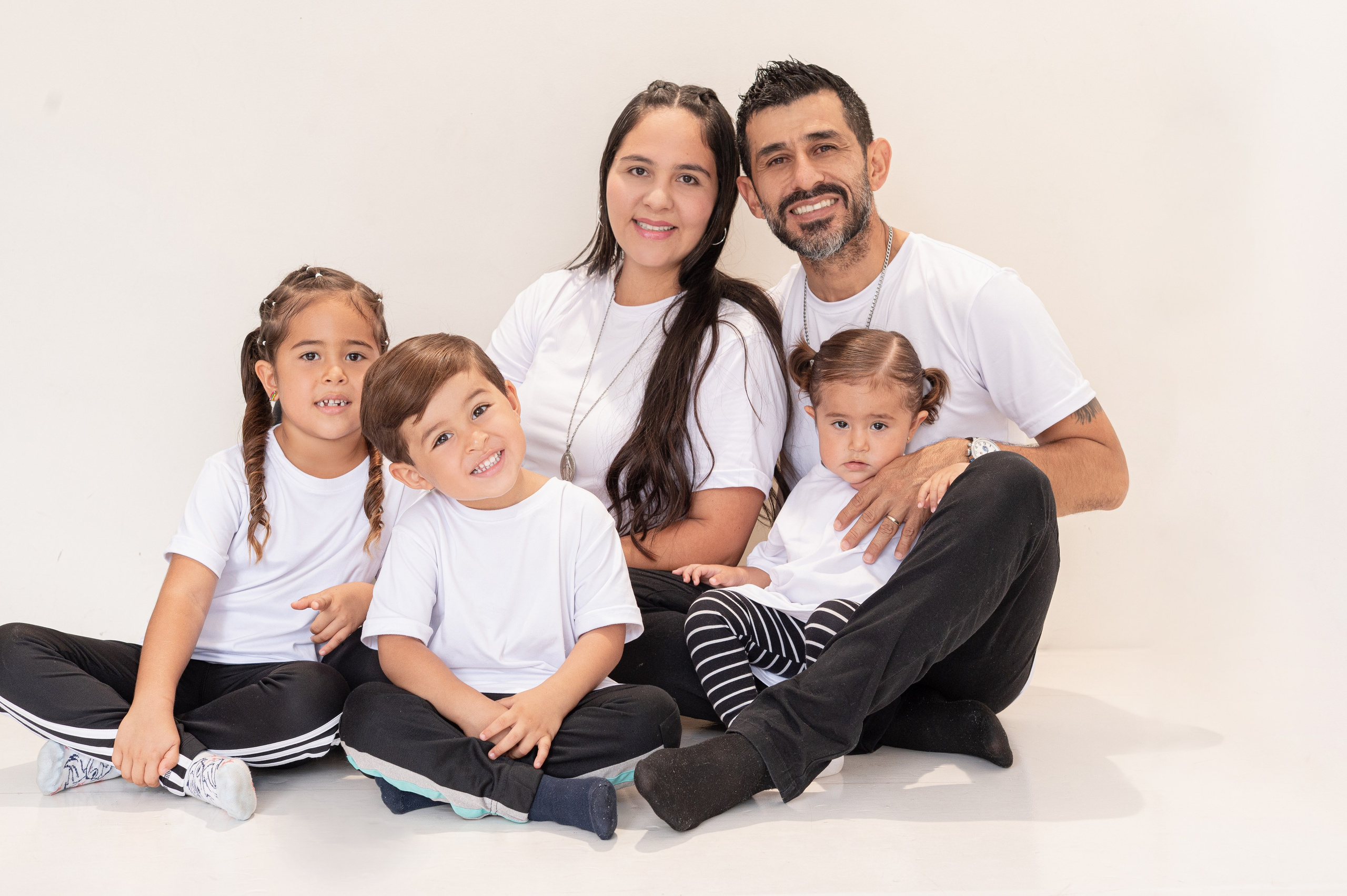 Fotos de estudio con Familias!. Www.dresalgadophoto.com