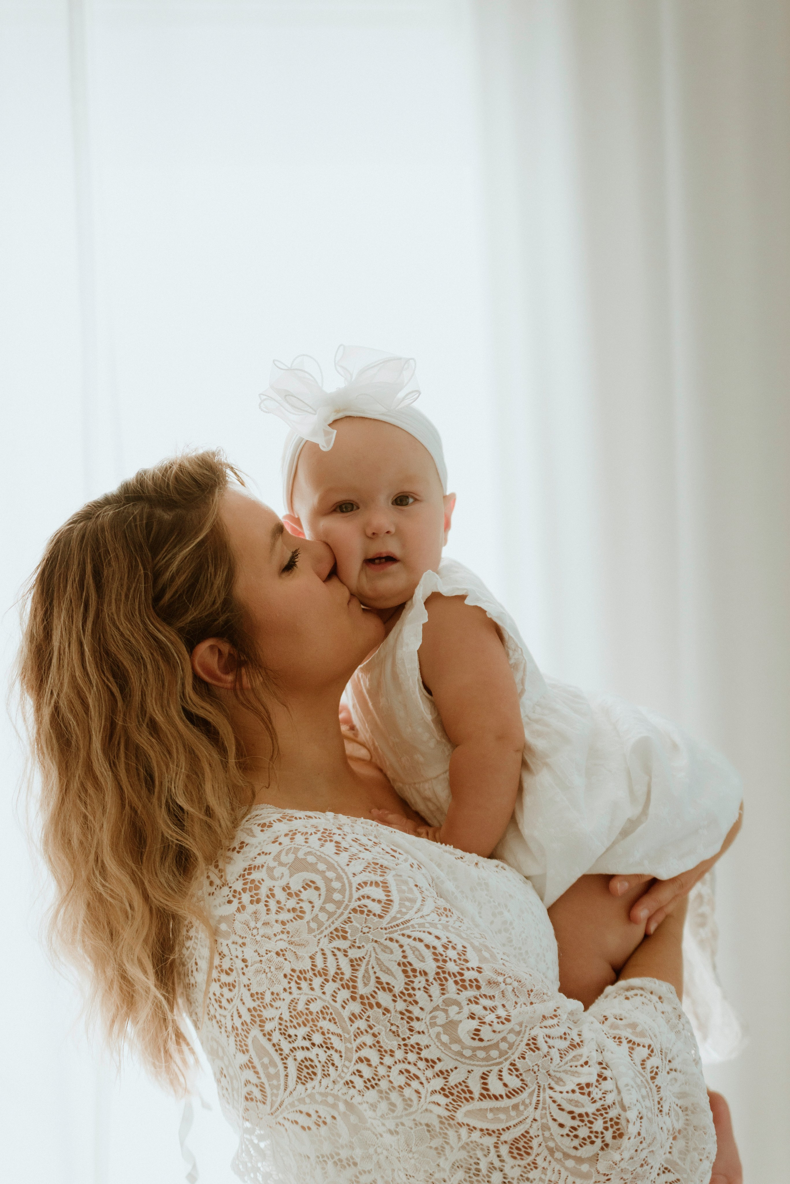 Lotta’s family session. Michalina Dzianach Wedding Photographer Iceland