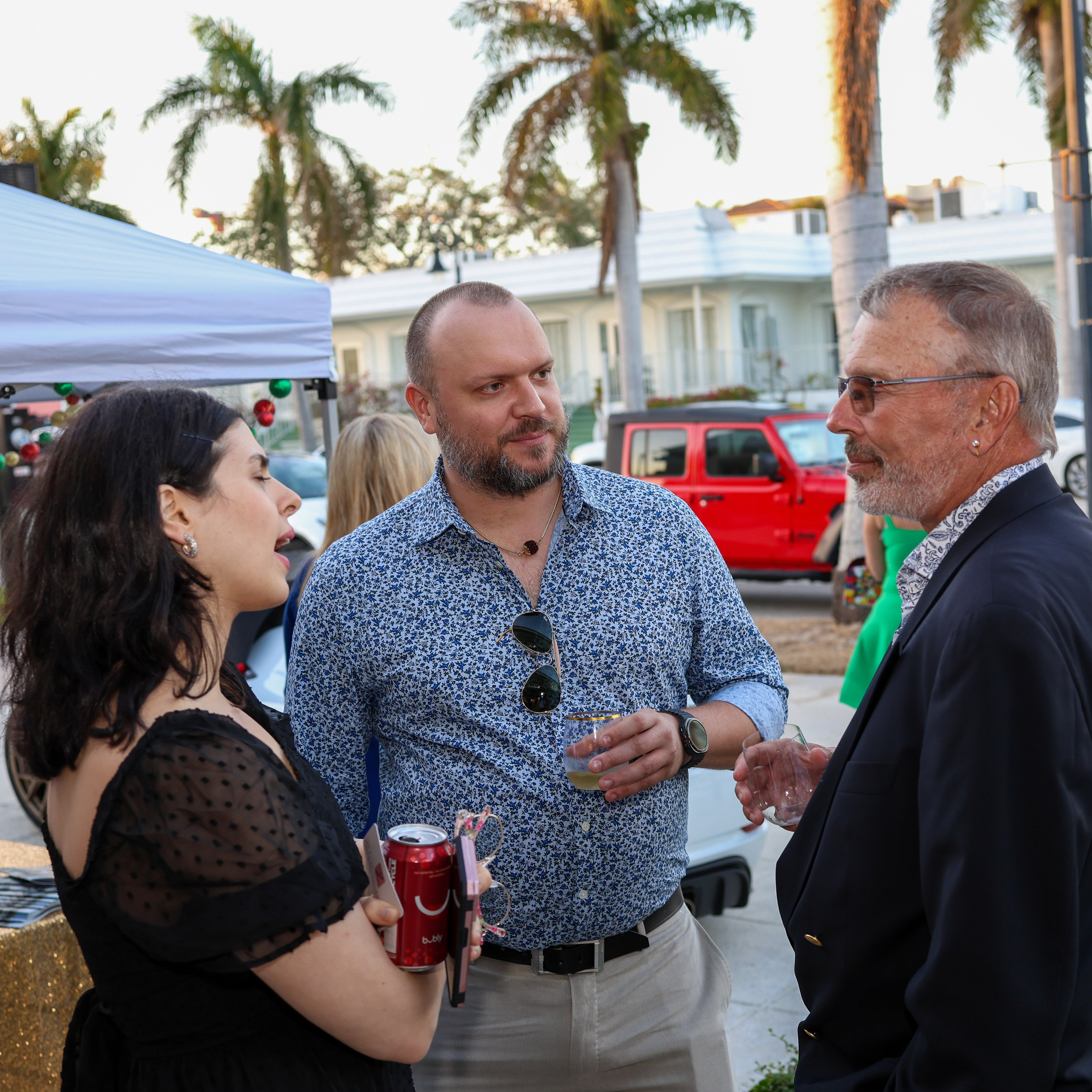 Paradise Coast Lifestyle Magazine. Out and About 239