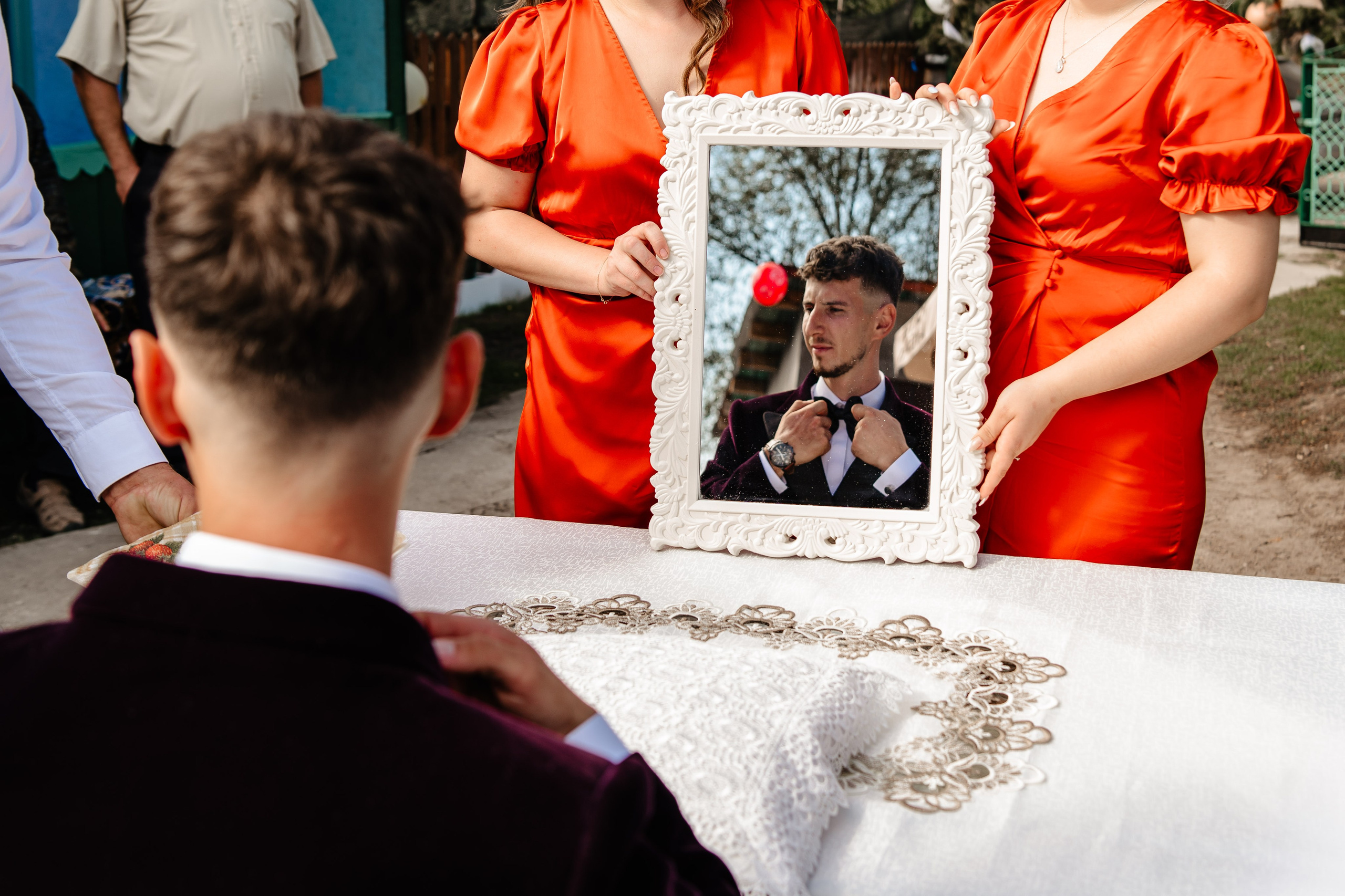 Robert si Mada. Foto-Video Nunta Iasi, Suceava, Bucuresti / Disponibilitate 2025 — 2026 — 2027