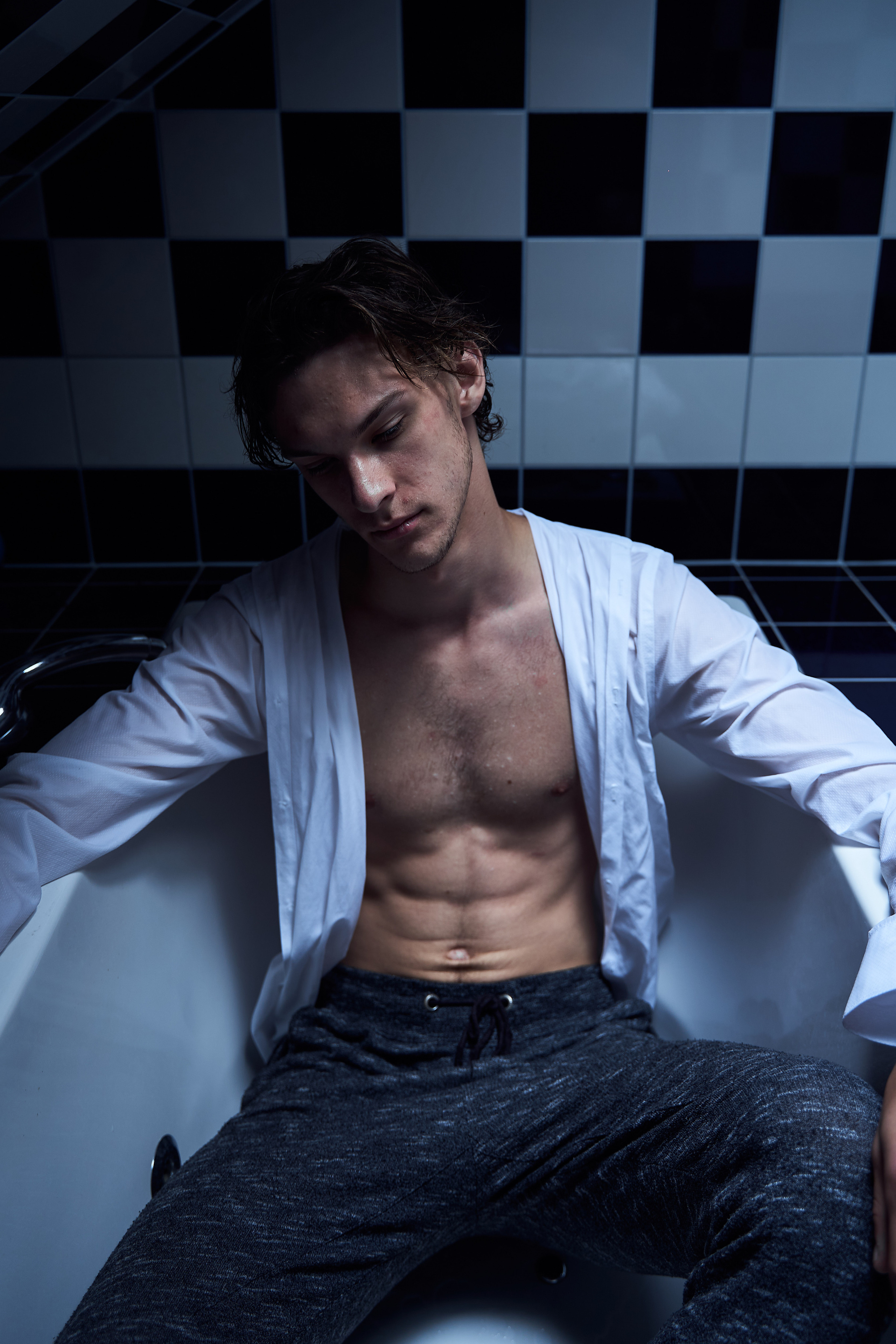 DOM - A Photography Project Showcasing Loneliness At Home. Denshyr — Visual Artist