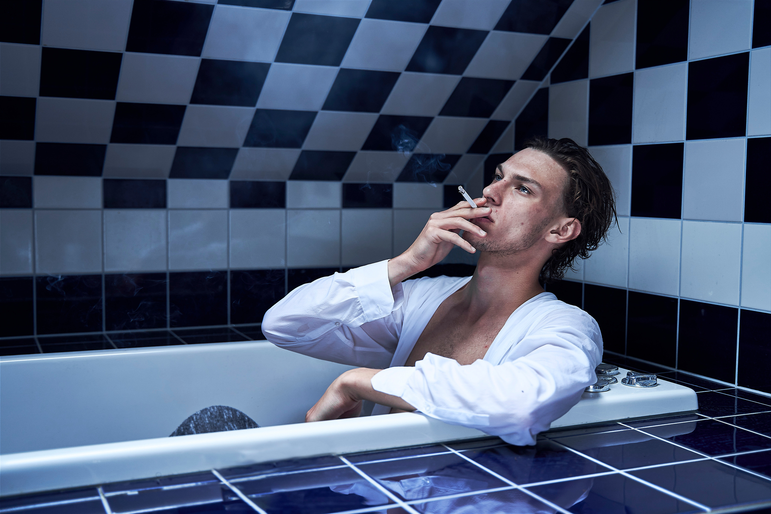 DOM - A Photography Project Showcasing Loneliness At Home. Denshyr — Visual Artist