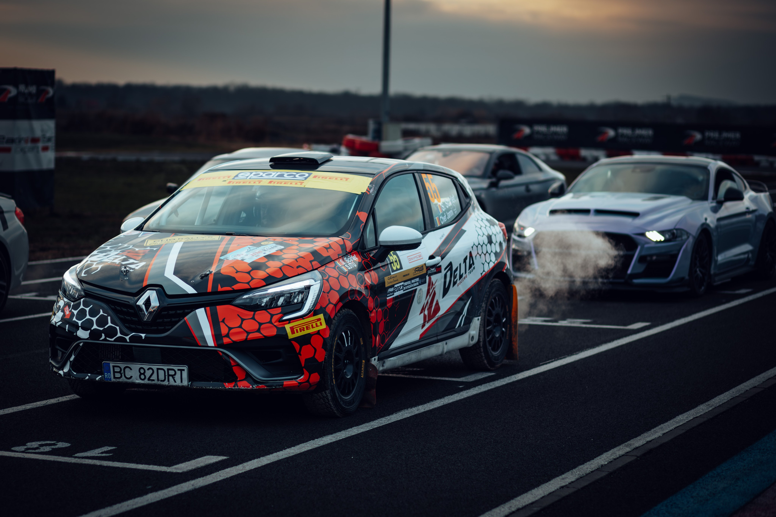 Masini. Ionut Brehuescu — Fotograf