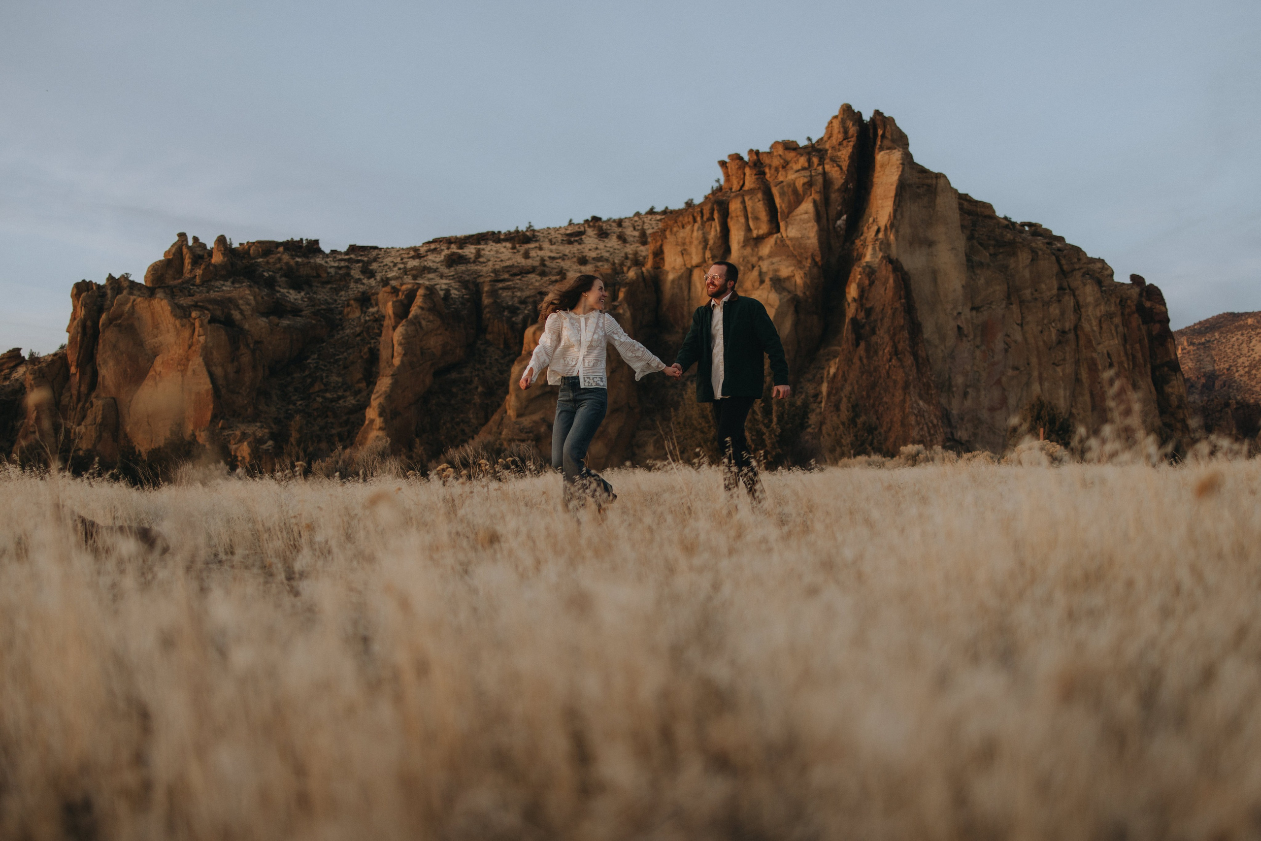 Shelby & Riley Engagement Session | Smith Rock State Park, Oregon. Portland & Seattle Wedding, Elopement & Engagement Photographer | Georgy Shishkin