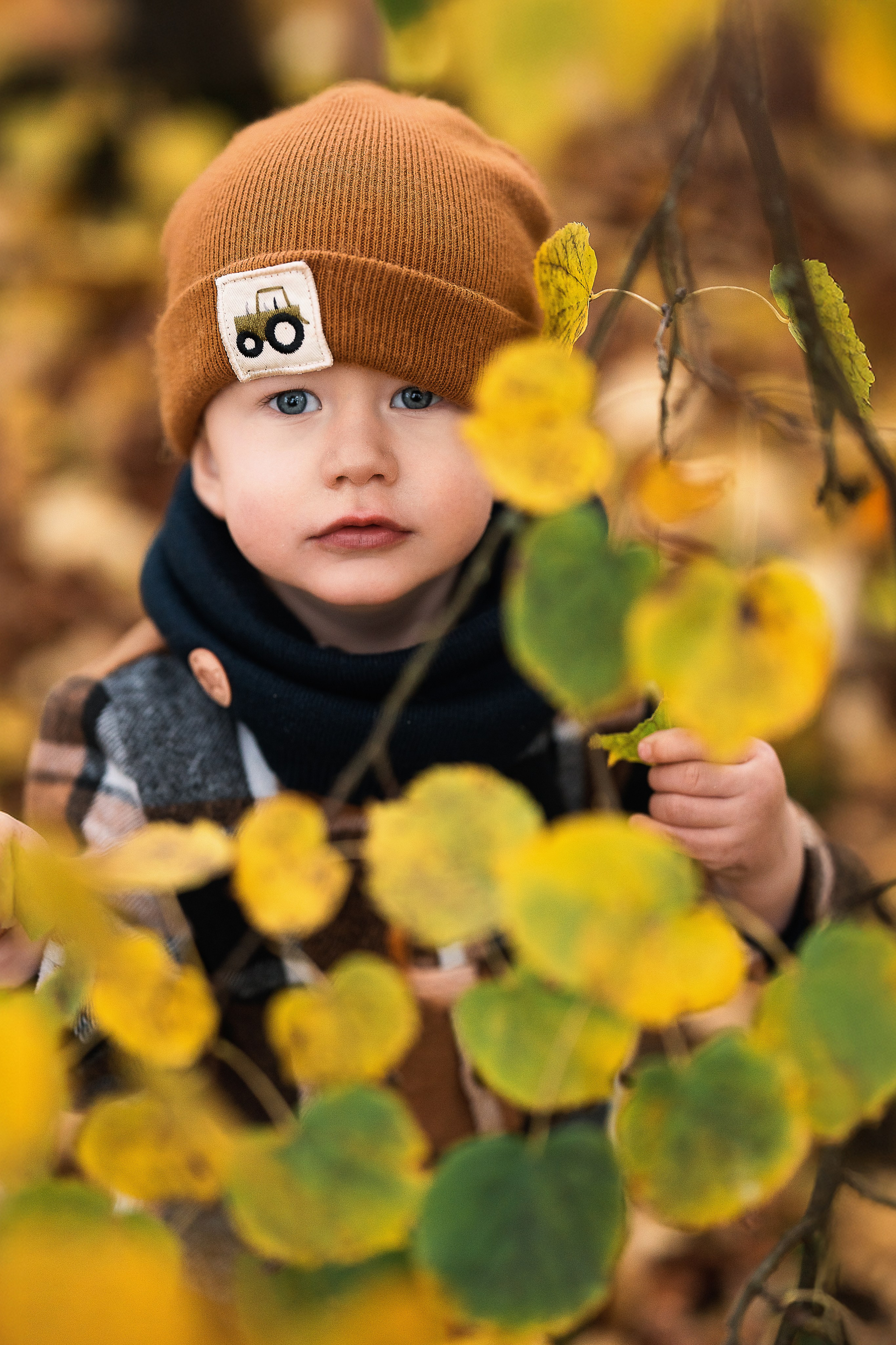 Beautiful autumn days. Family, conceptual women portrait photograher in Geneva, Switzerland