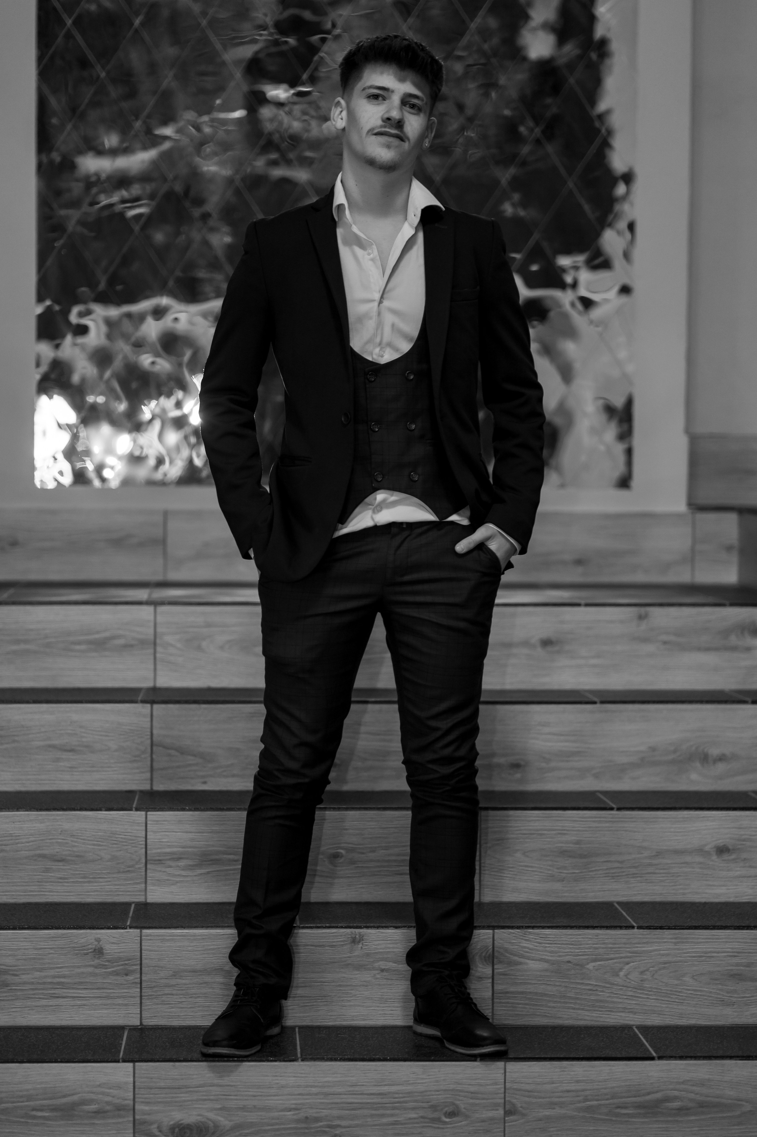 18 ANI - UN NOU ÎNCEPUT