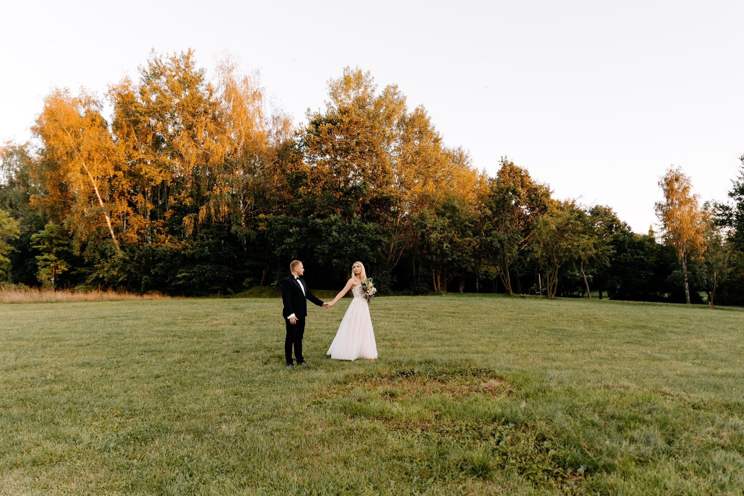 PLENER ŚLUBNY. Fotograf Ślubny Warszawa - Sesje Biznesowe Rodzinne Eventy