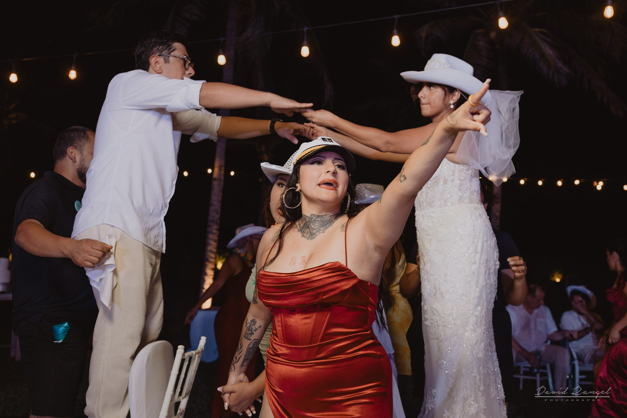 Destination Wedding in the Riviera Maya. Destination wedding photographer based in Cancun and Riviera Maya with service worldwide