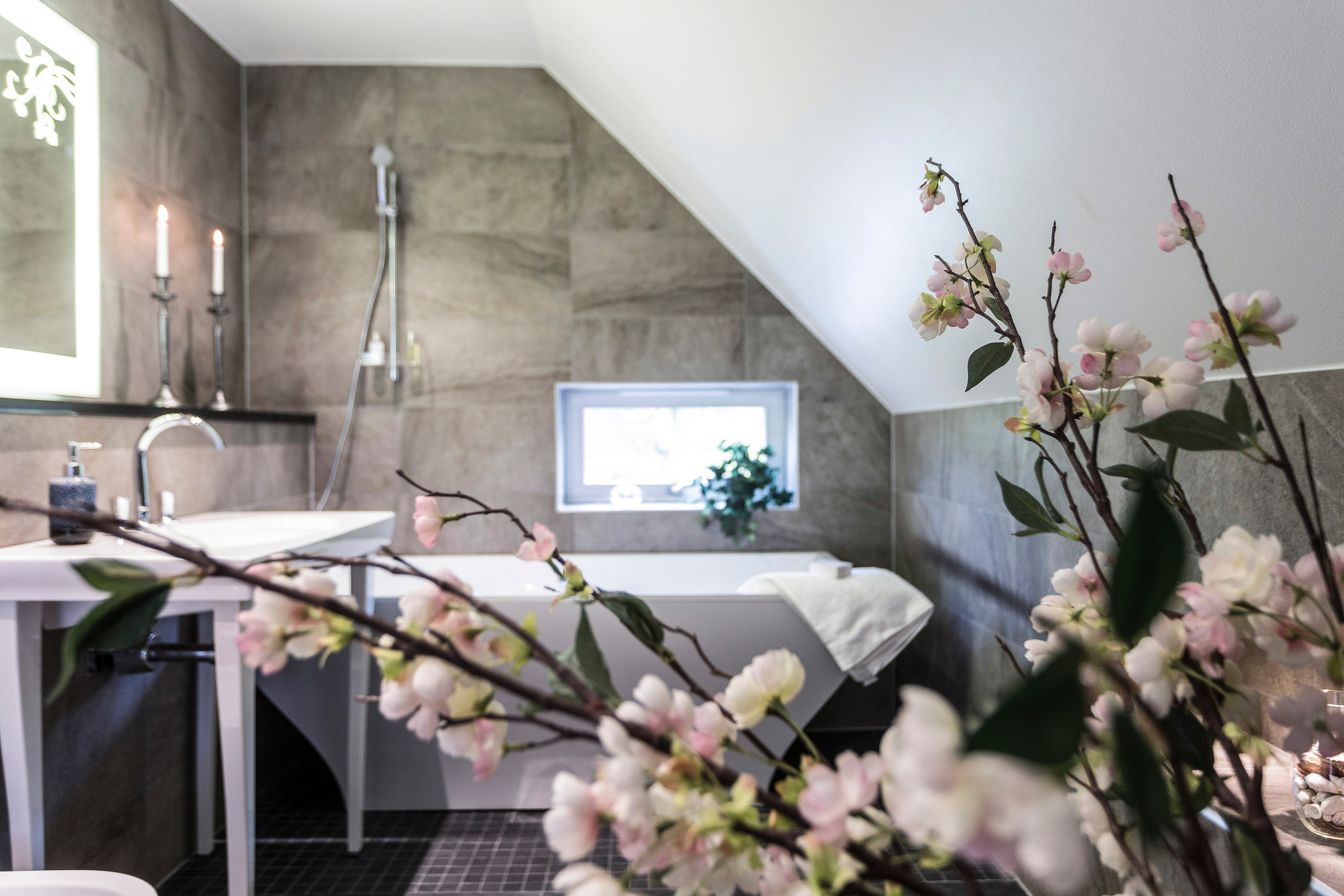 Villa i Stockholm med altan. InHome Design Stockholm – Interiördesign och homestyling i Stockholm