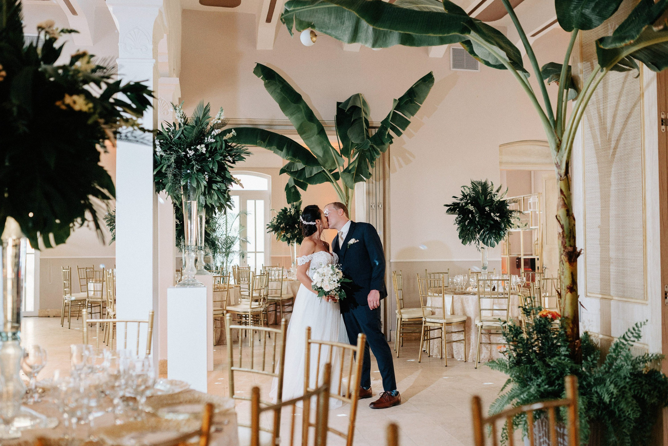 Paola + Simon | Wedding Photos in Cartagena – César Vanegas Photography. César Vanegas Photography | Wedding & Travel Photographer | Cartagena, Colombia