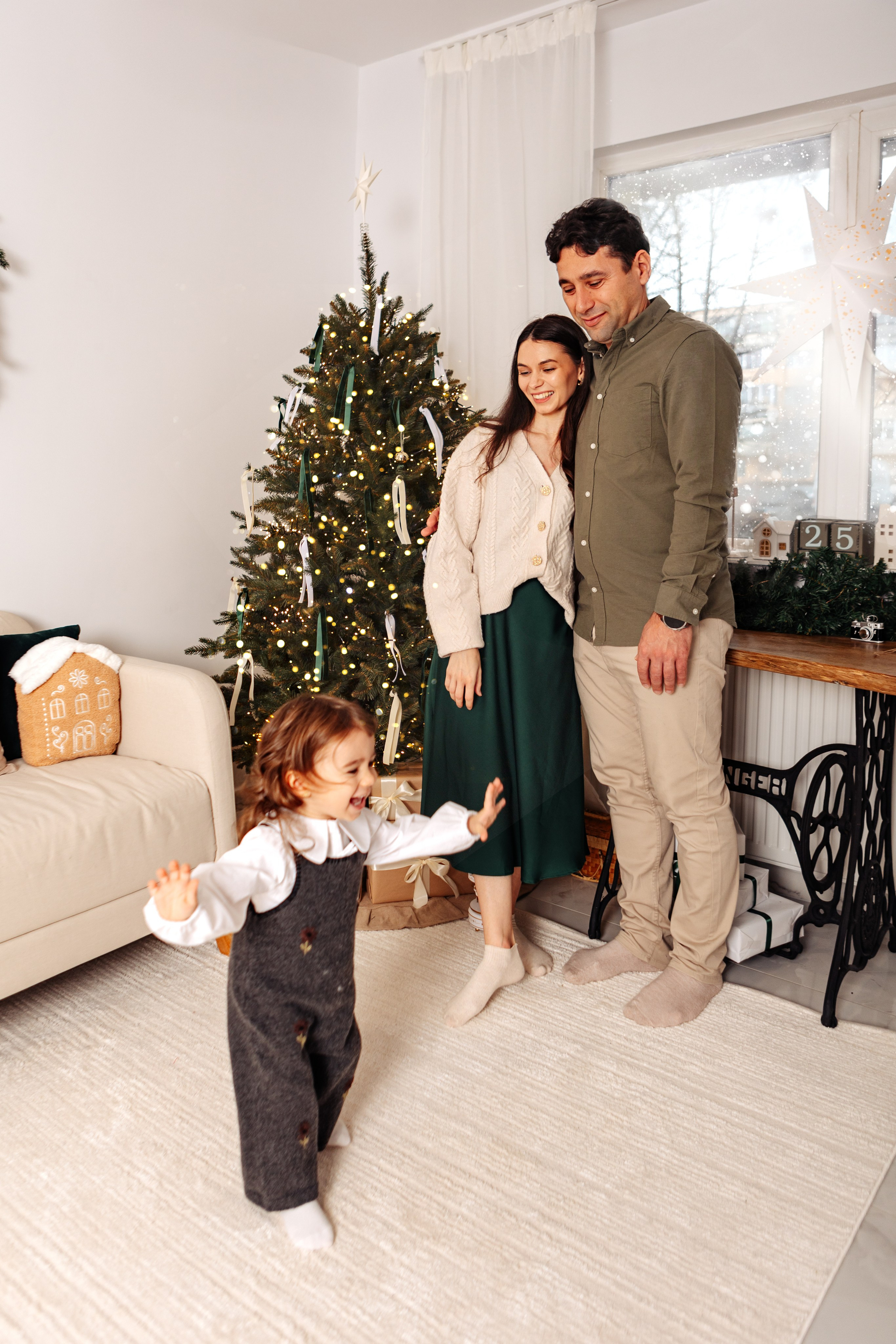 Familia Teodorescu. Cristina Andronache fotograf Brașov fotograf de familie fotograf de nunta Brașov