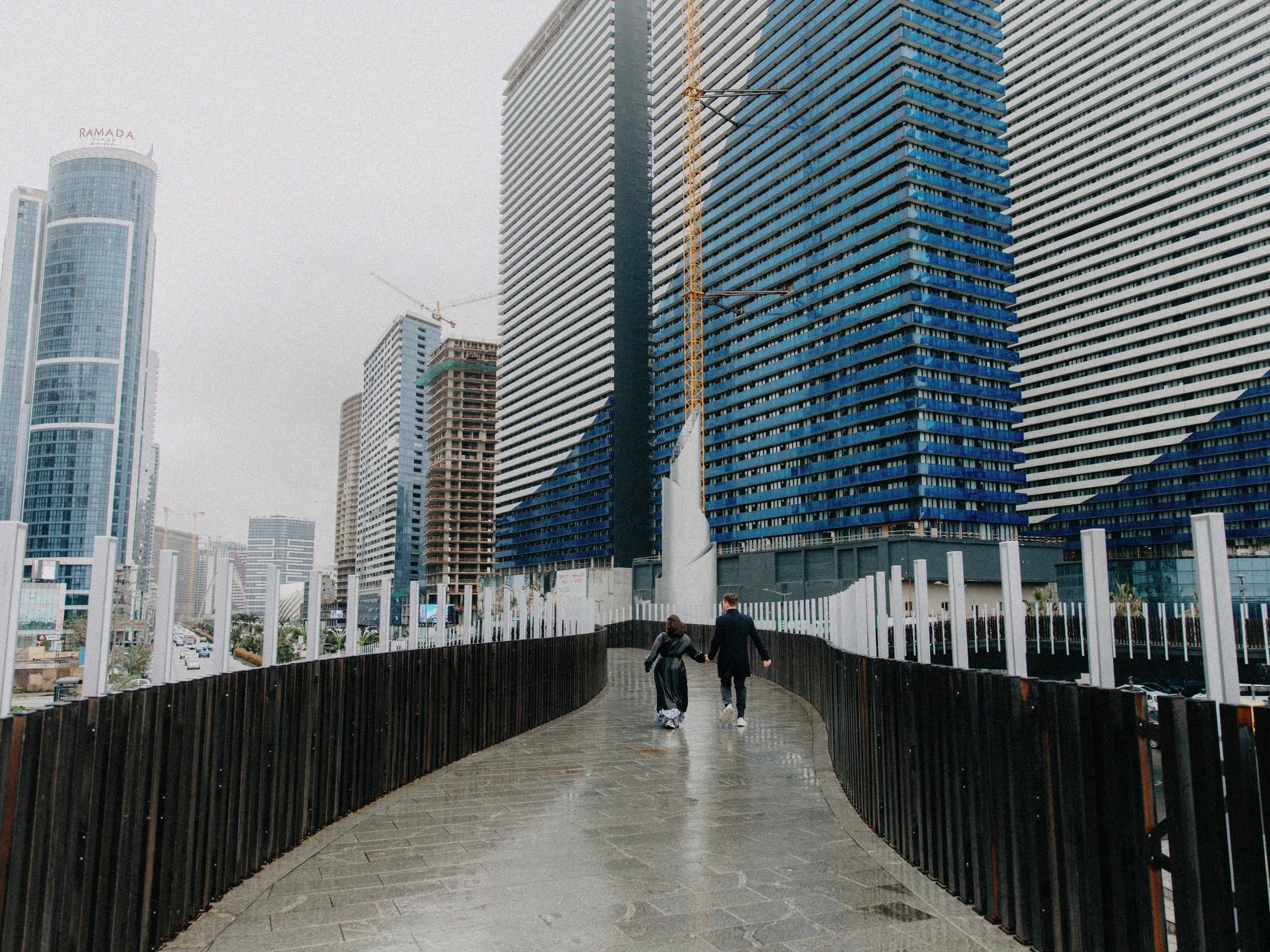Счастливы в любую погоду. Валерия Вартанова. Фотограф