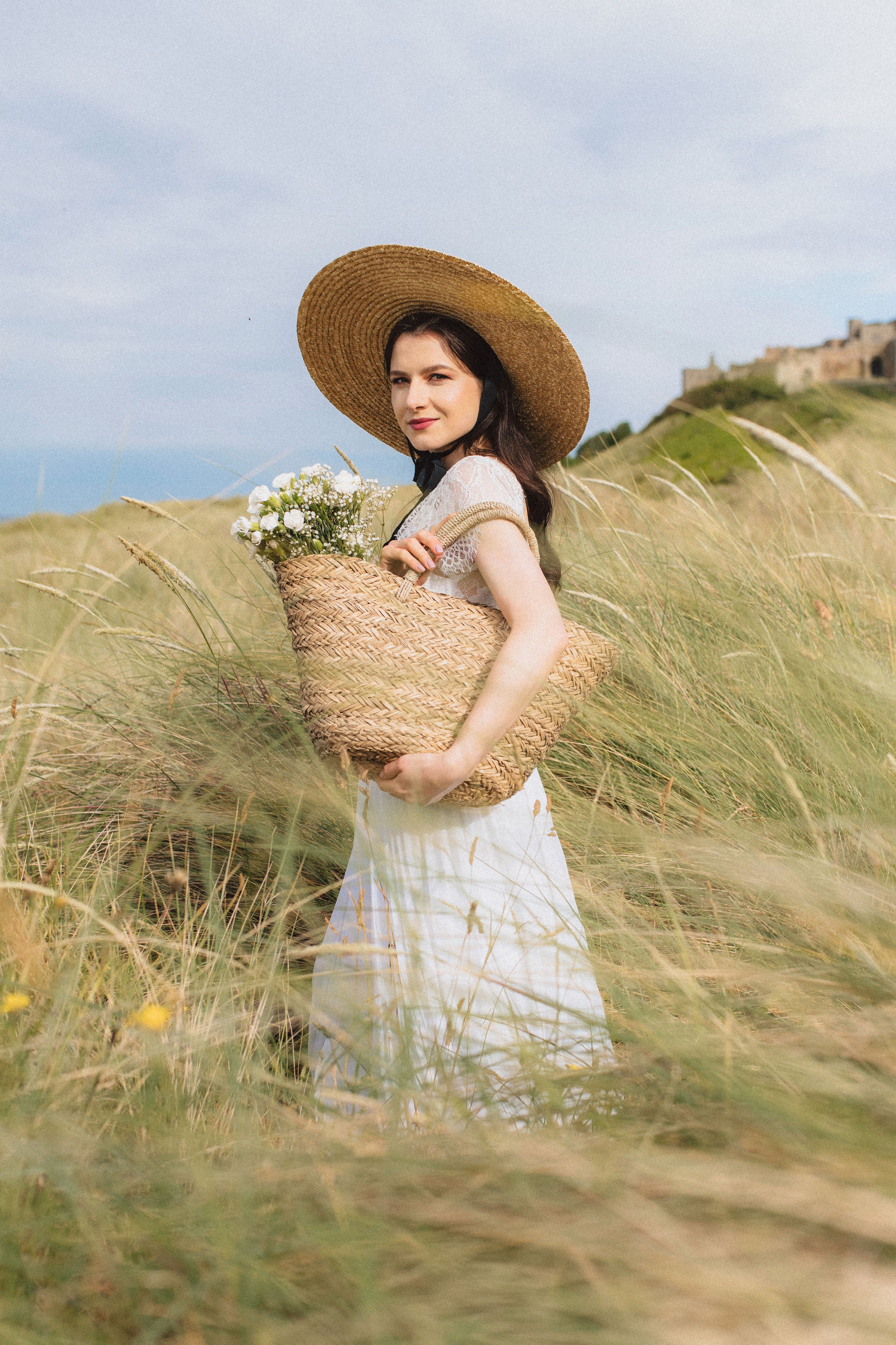 Northumberland coast elopement. Tania Gandrabur, photographer in West Midlands, England