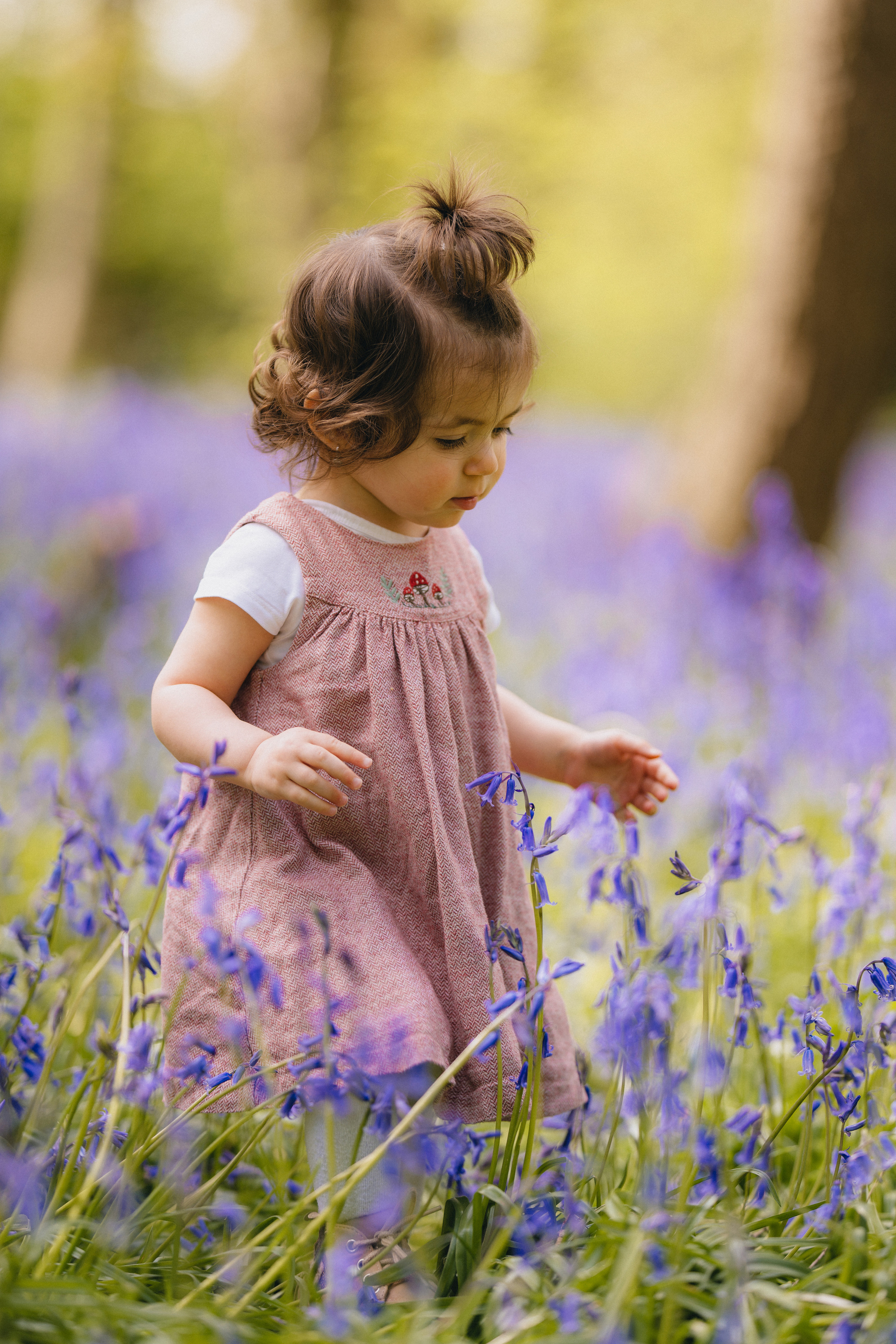 Family Bluebell sessions. Tania Gandrabur, photographer in West Midlands, England