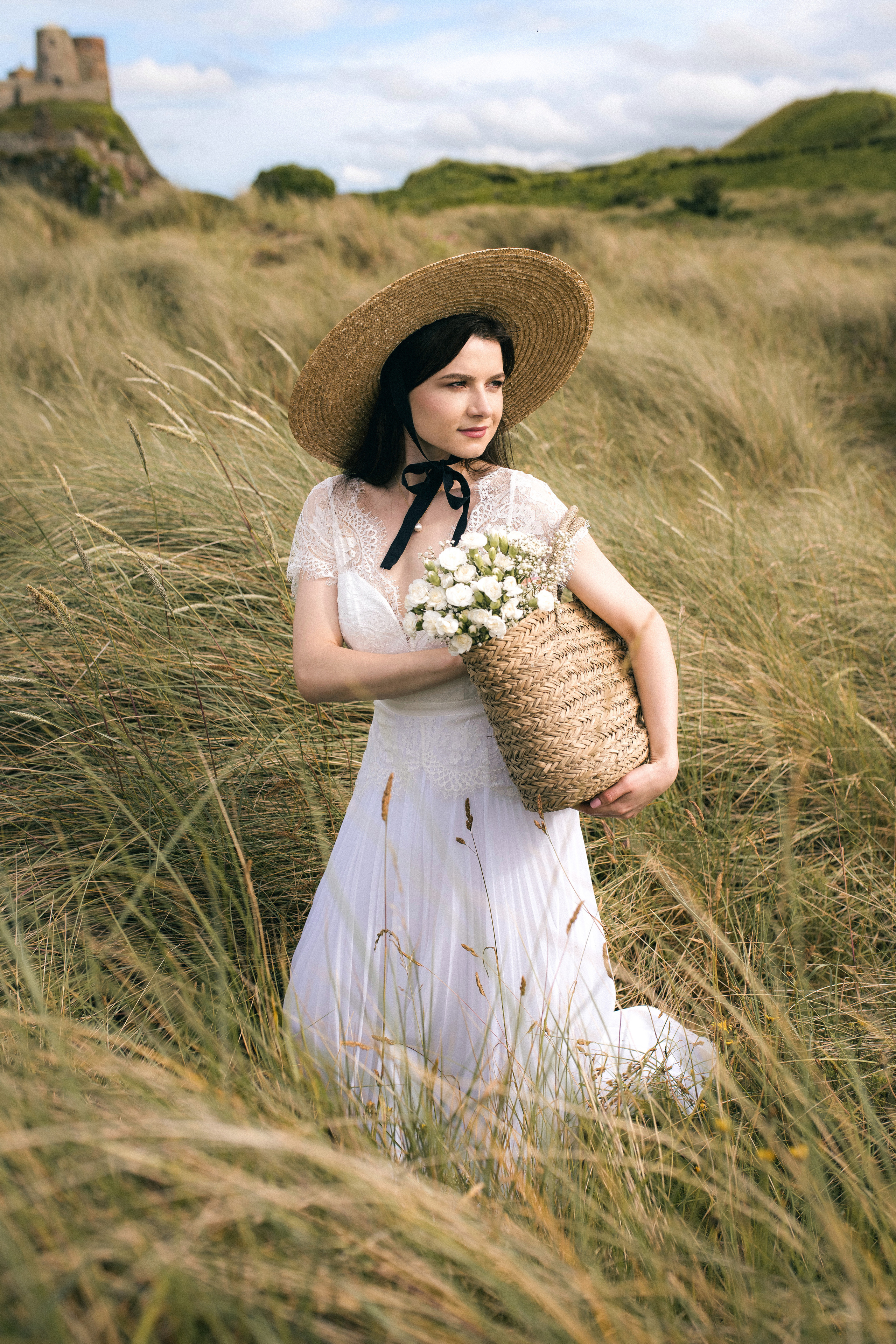 Northumberland coast elopement. Tania Gandrabur, photographer in West Midlands, England