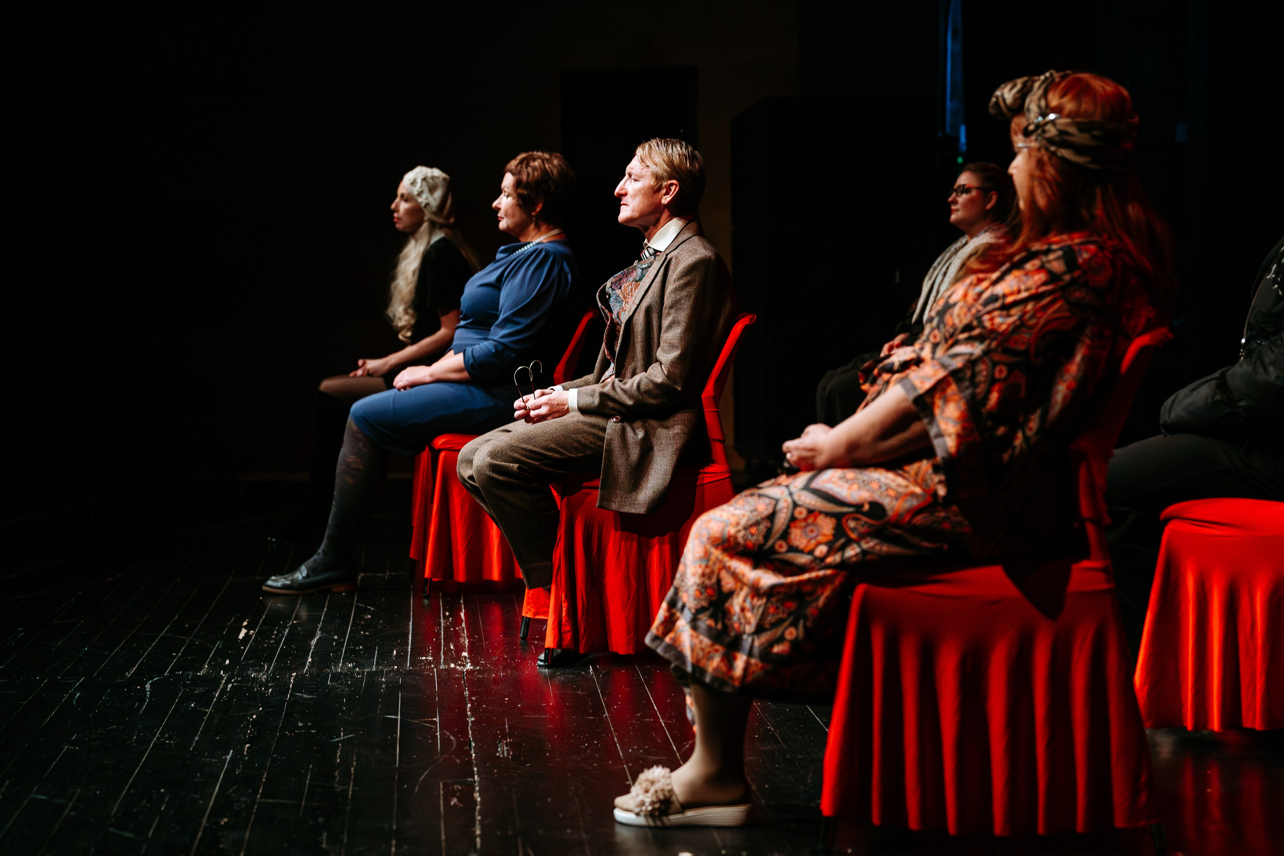 Garbo Teater „12 стульев“. Jelizaveta Gross - reportaaži- ja portreefotograaf Narvas