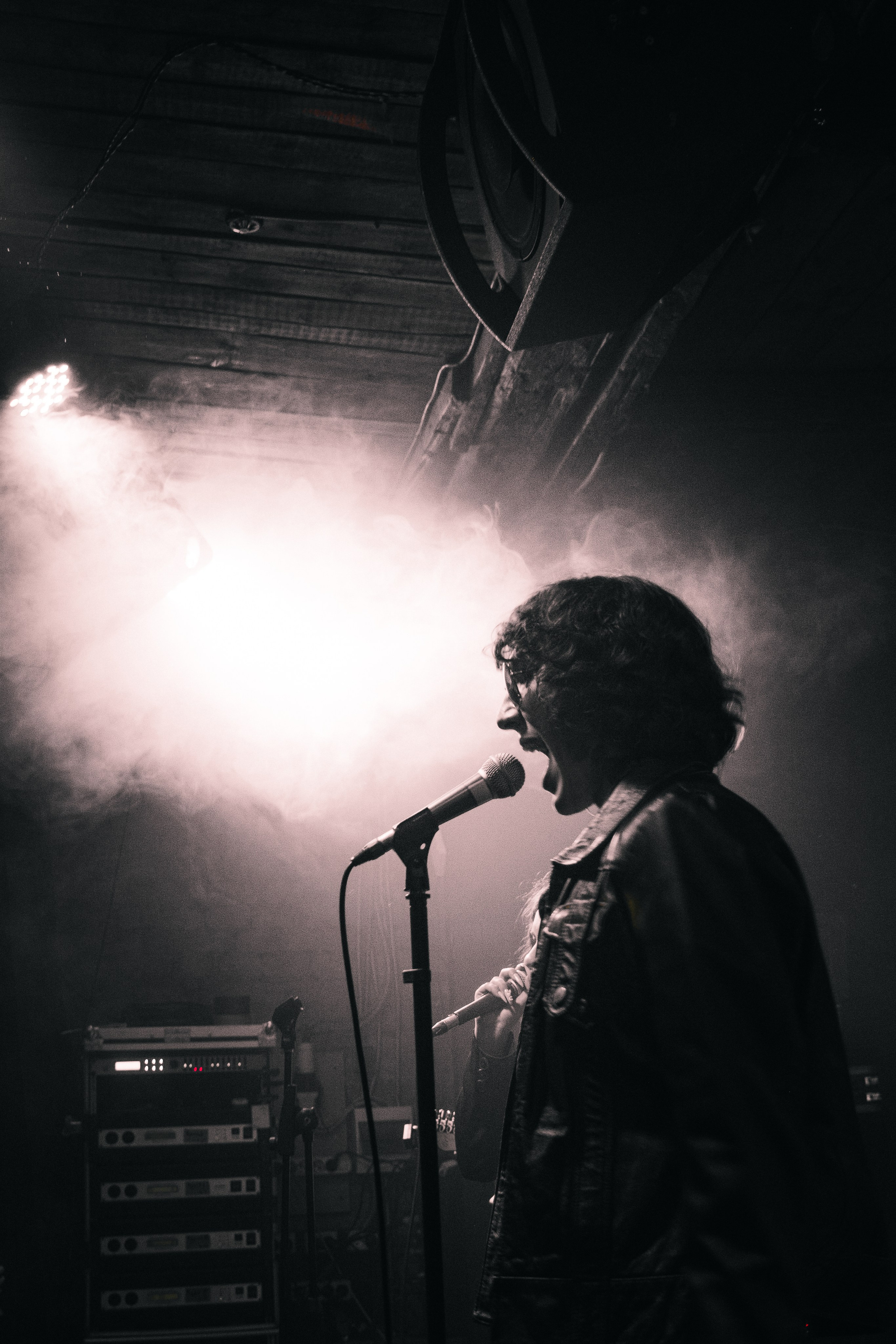 THE CURLY. Photography of Fujicolor.104