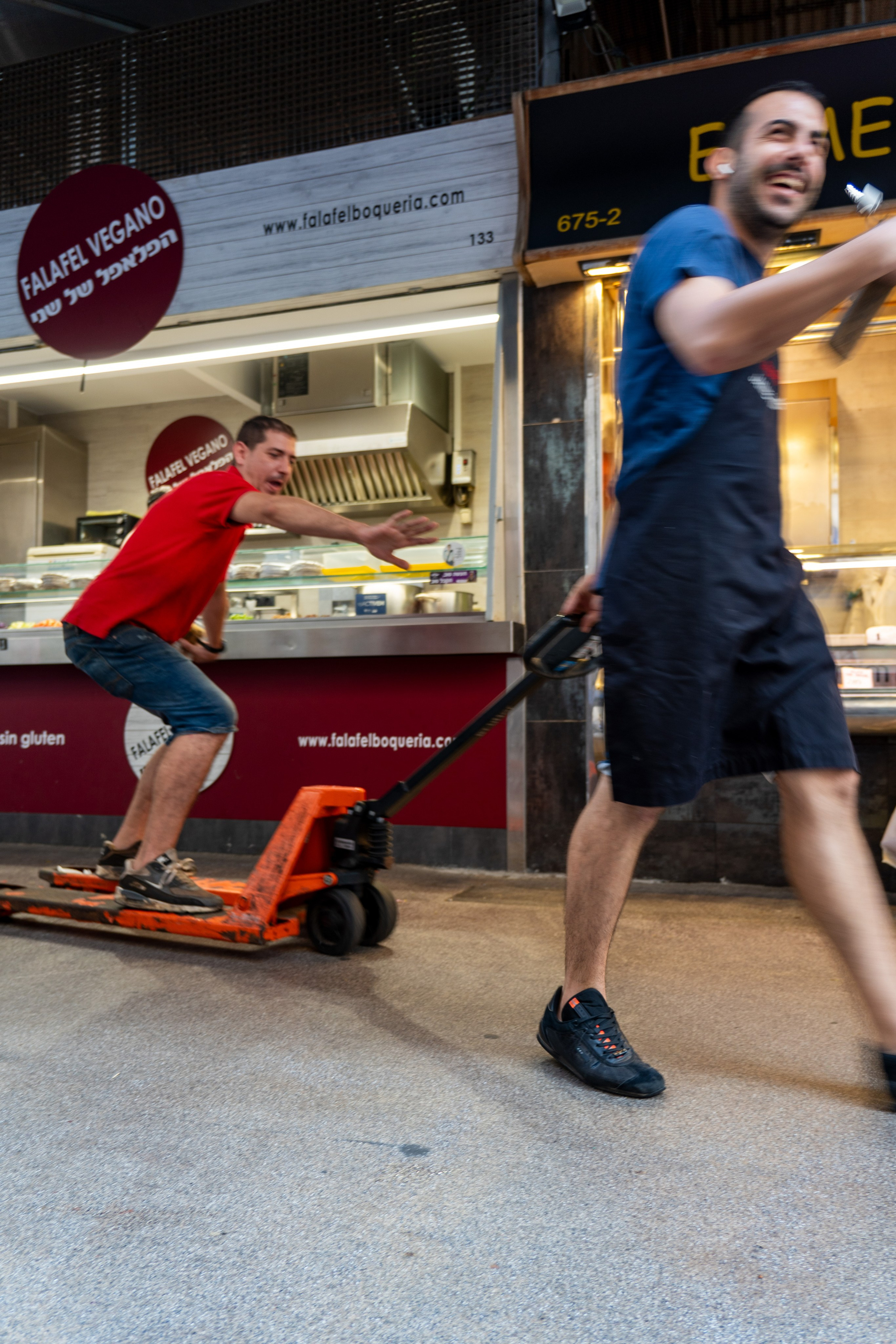 Throwback #5 / Streets of Barcelona (October 2023). URBANSTREETFILES.ART