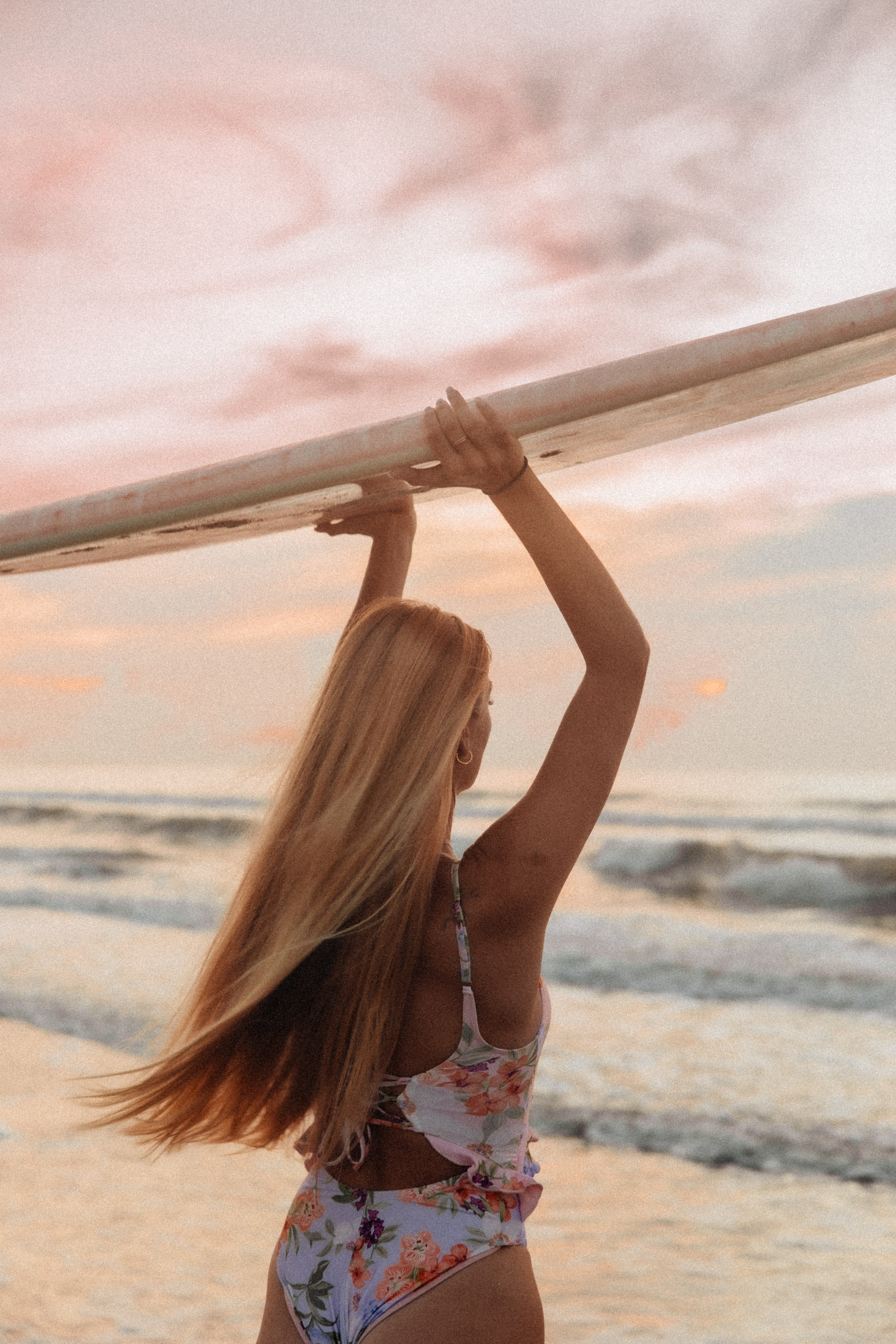 Women. Alya Leto Photographer