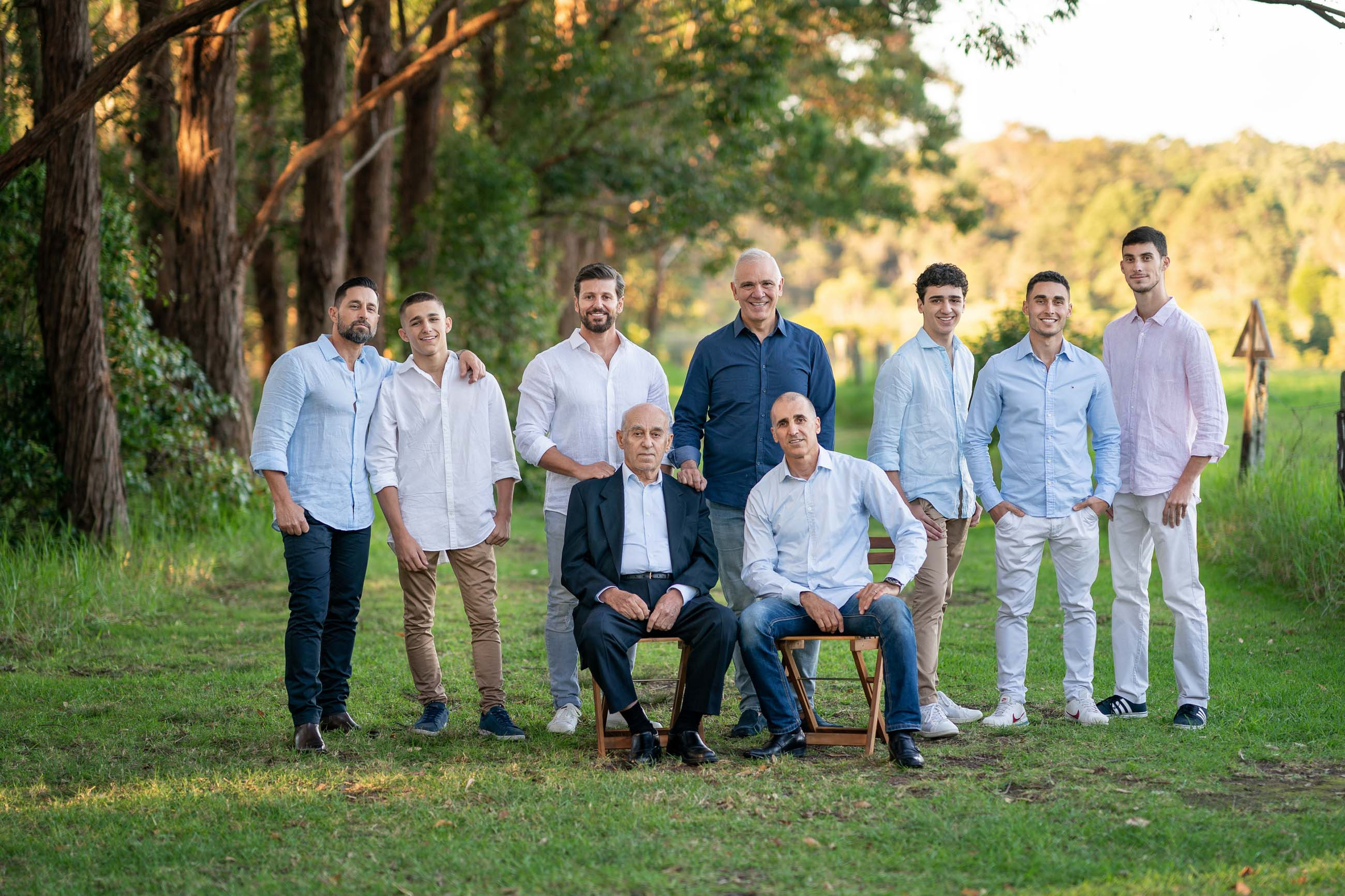 Extended family portrait photoshoot in Sydney